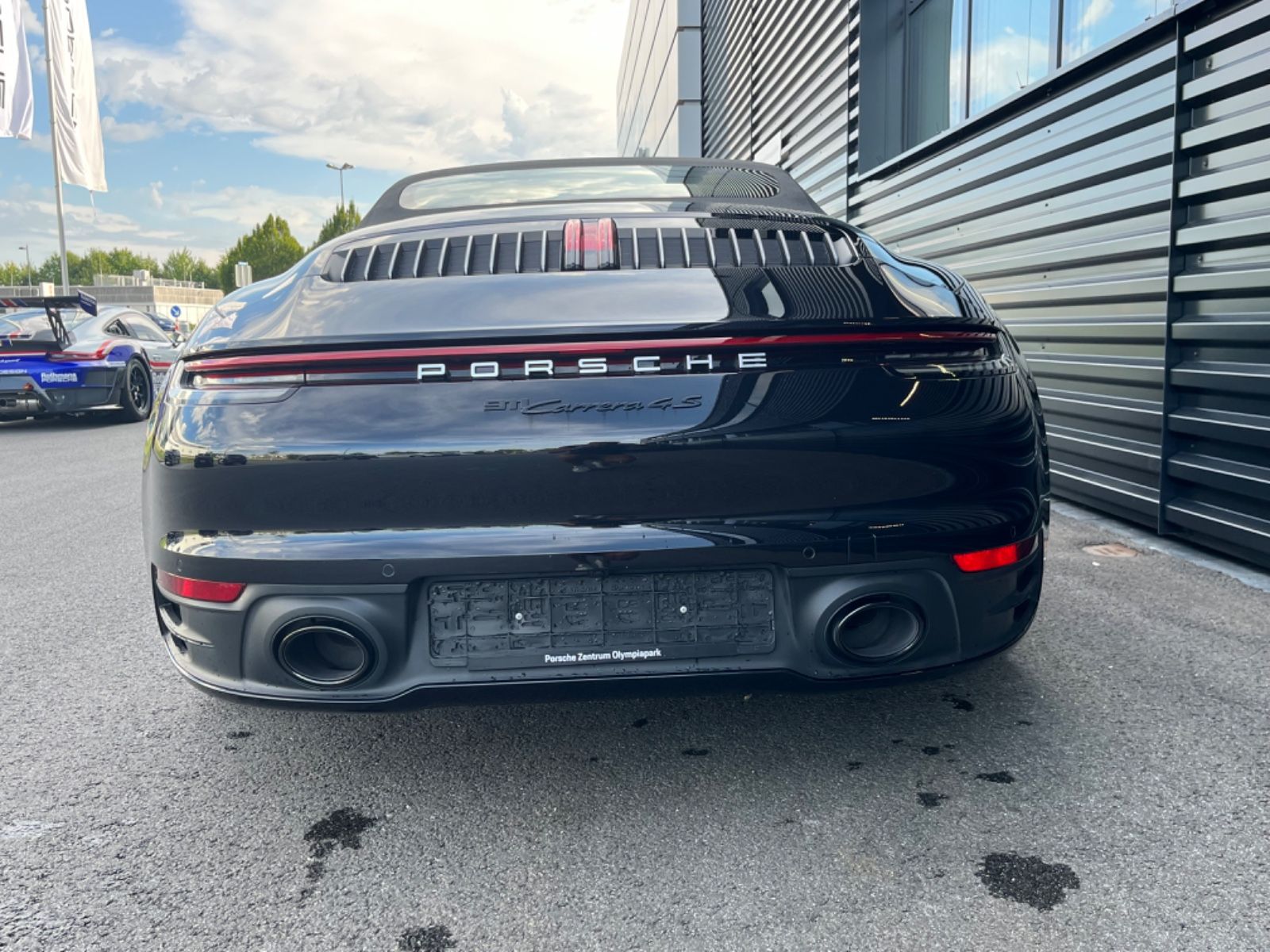 Porsche 911-992  Carrera 4 S CABRIO-ABGAS-CHRONO-NP: 187