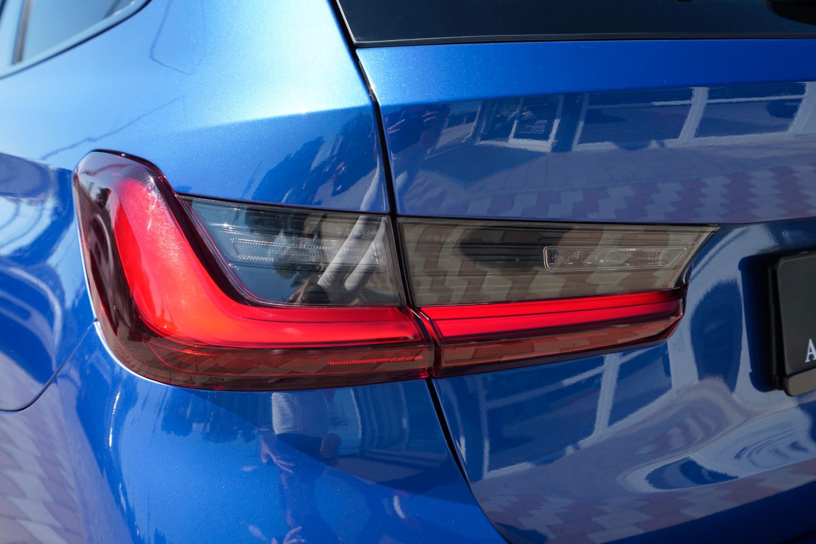 BMW 320d xDrive M Sport - Samsaru's Car Outlet