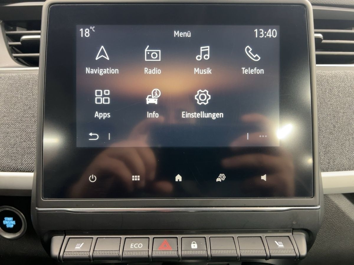 Renault ZOE EXPERIENCE R110 50kWh - Samsaru's Car Outlet