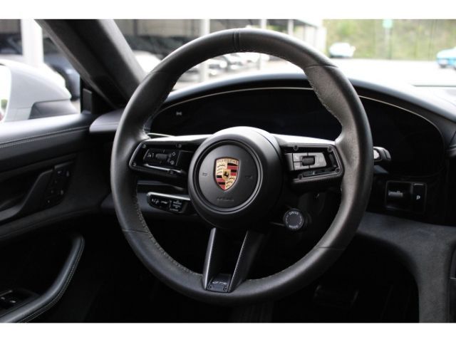 Porsche Taycan GTS Sport Turismo - Bose - Pano - Head up