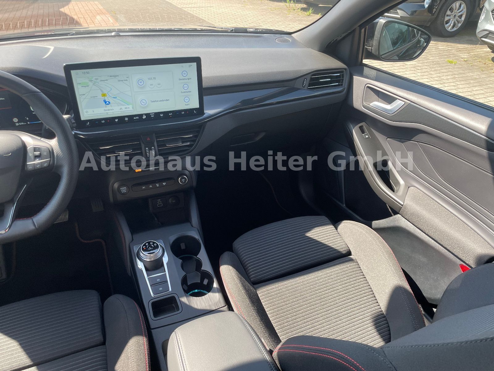 Ford Focus 1.5 EB Aut.ST-Line X / ACC+Matrix+e.Klappe