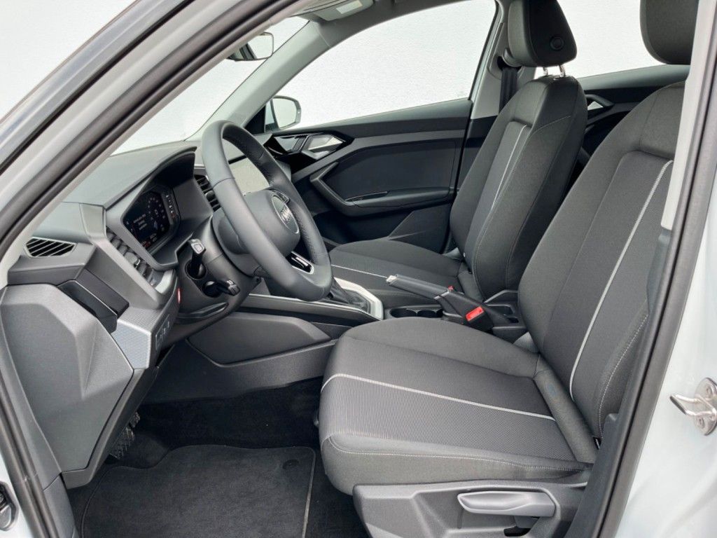 Audi A1 Sportback 30 TFSI S line - Samsaru's Car Outlet