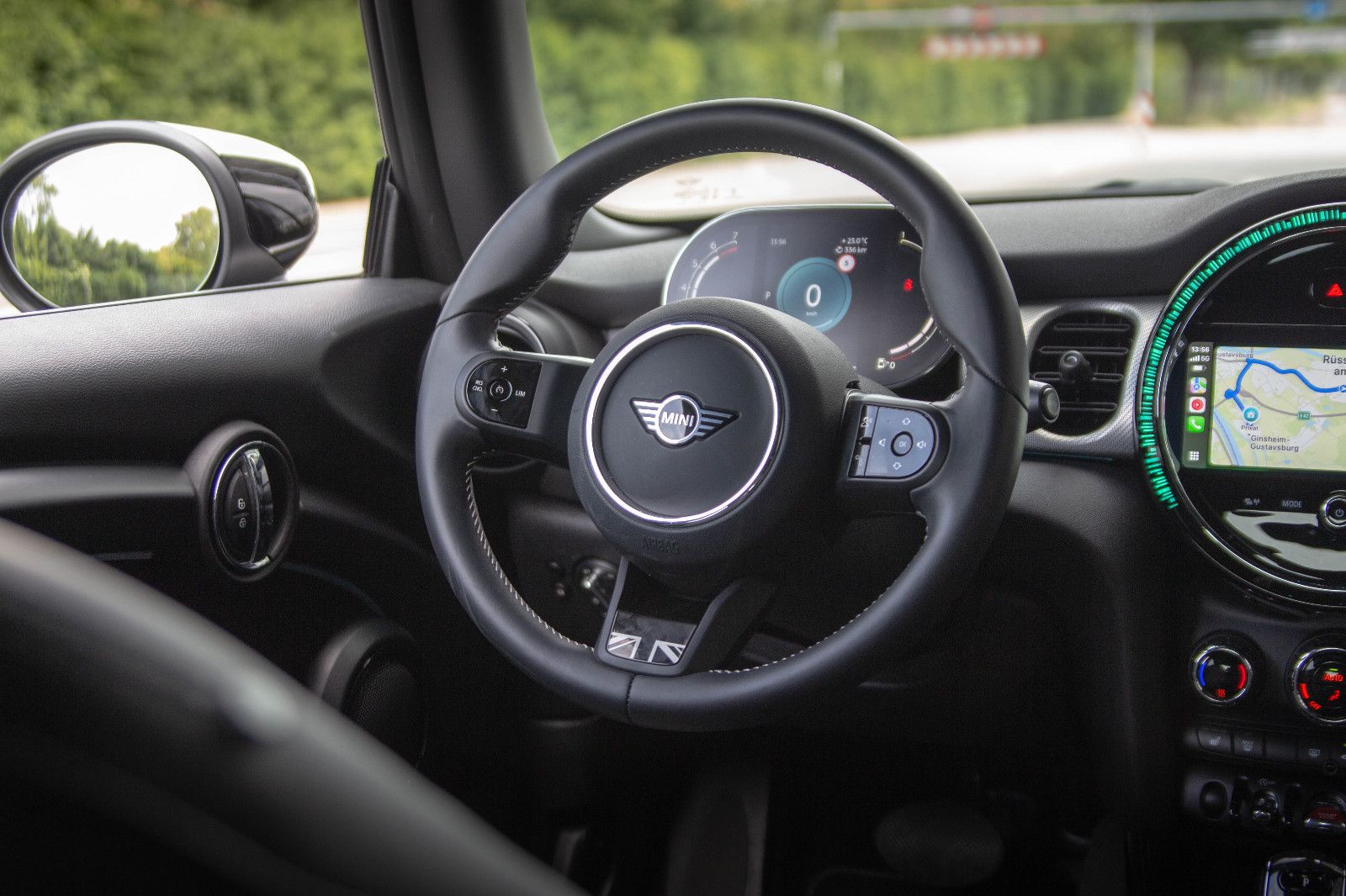 MINI Cooper *Yours Trim* - Samsaru's Car Outlet