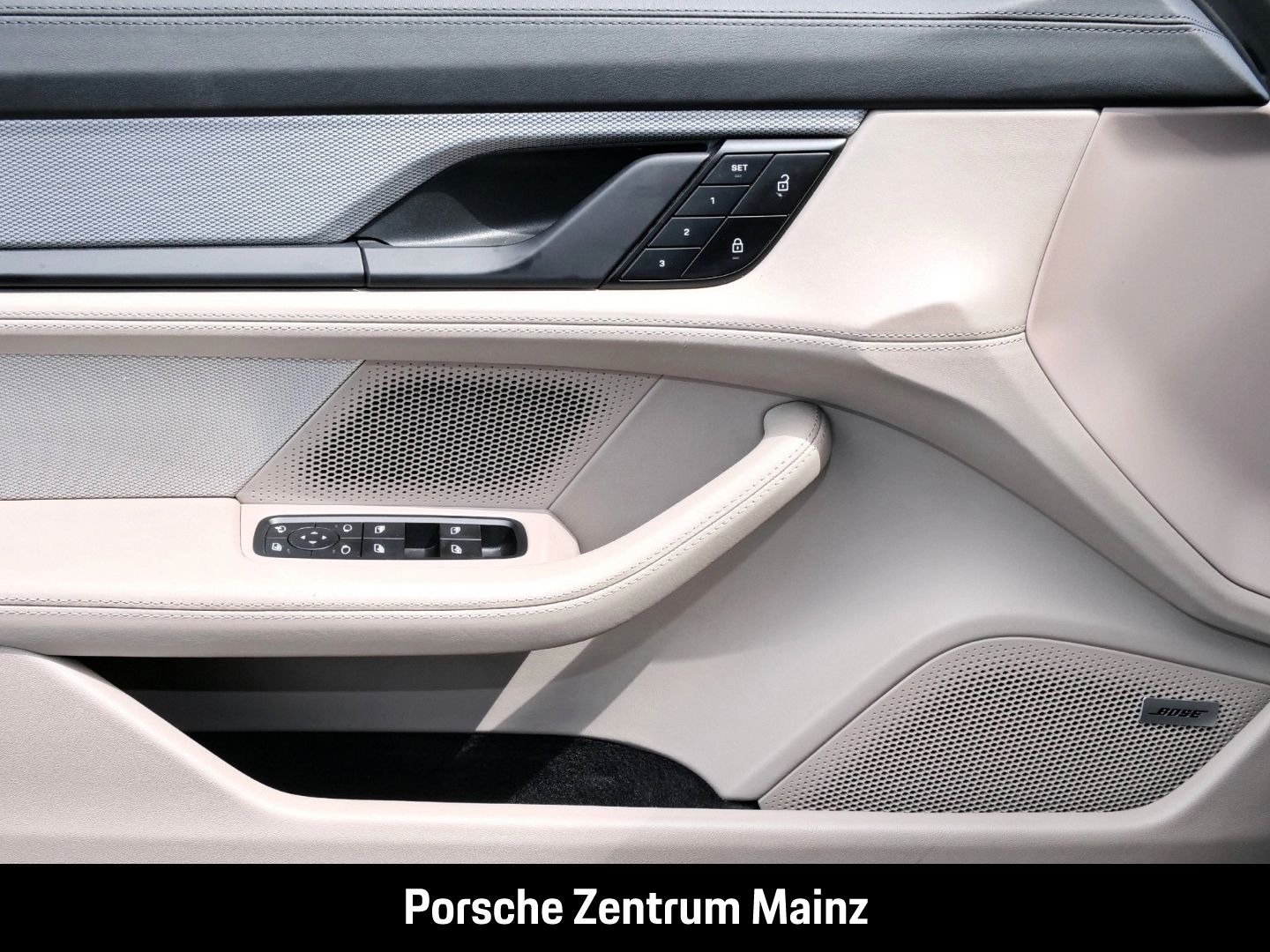 Porsche Taycan 4S HUD,Bose,Perf.+,Pano.,360*Kam.,PDLS+,