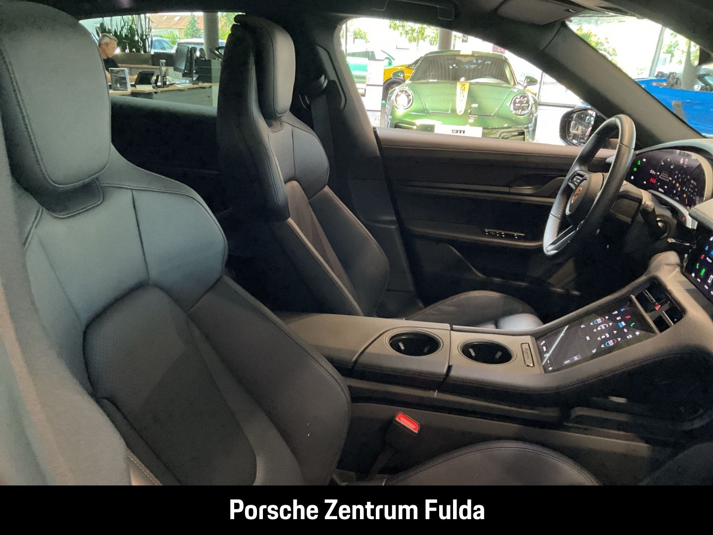 Porsche Taycan 4 Cross Turismo Performancebatterie+ BOSE