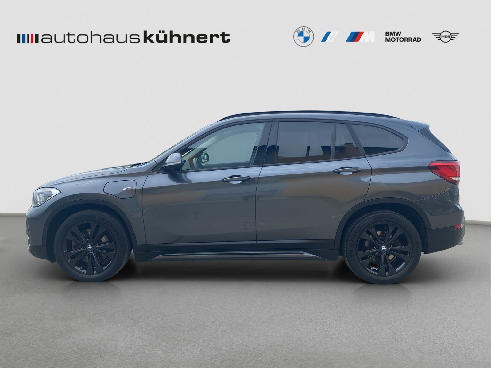 BMW X1 xDrive25e Sport Line - Samsaru's Car Outlet