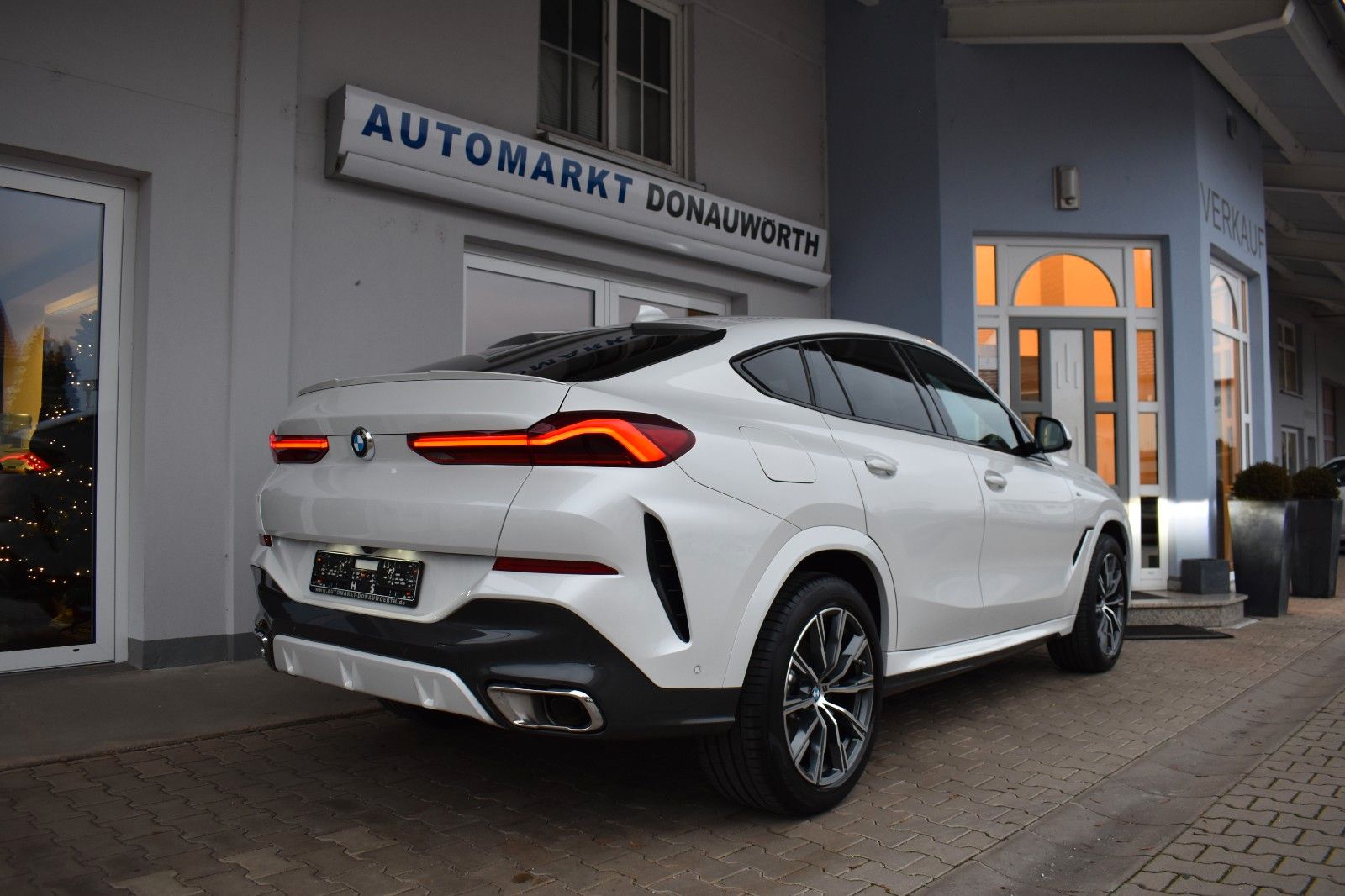 BMW X6 xDrive30d M Sport Laser Pano AHK Mild Hybrid