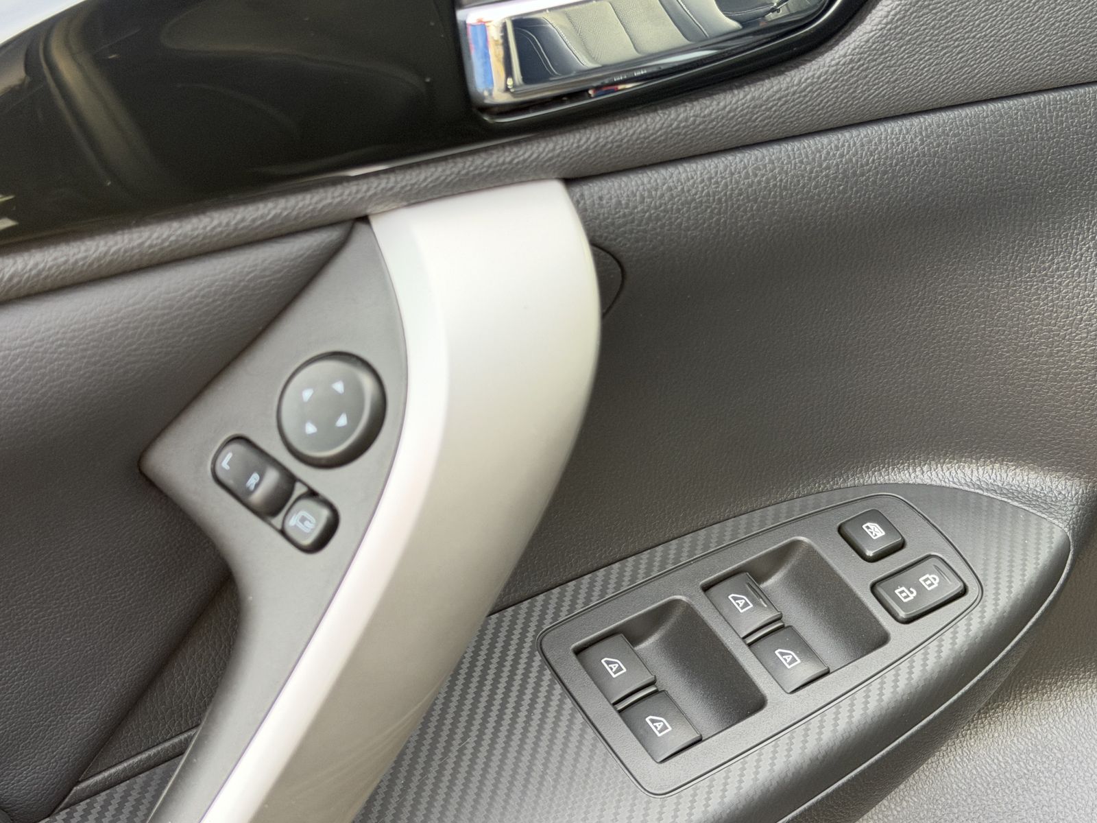 Mitsubishi Eclipse Cross Plug-in Hybrid 2.4 Select