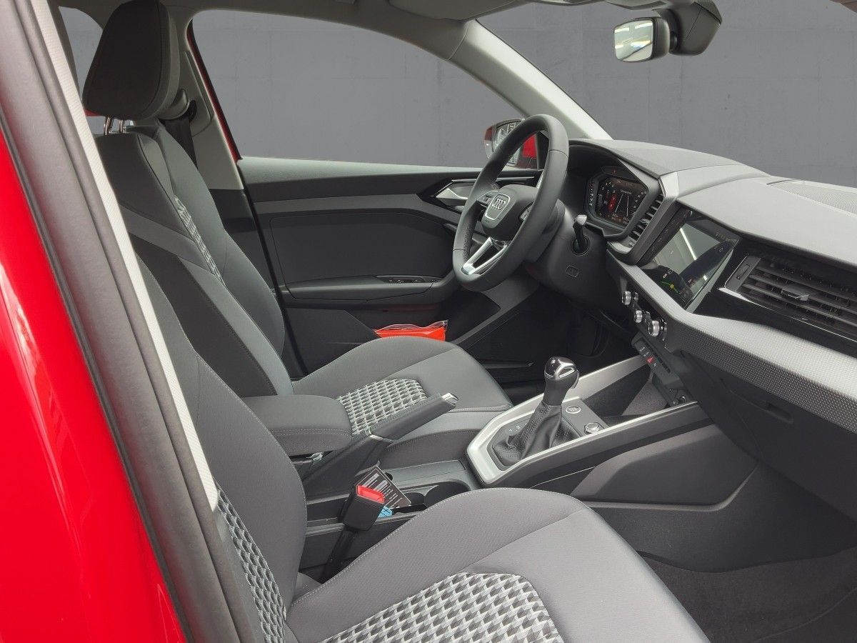 Audi A1 allstreet 30 TFSI S-TR - Samsaru's Car Outlet