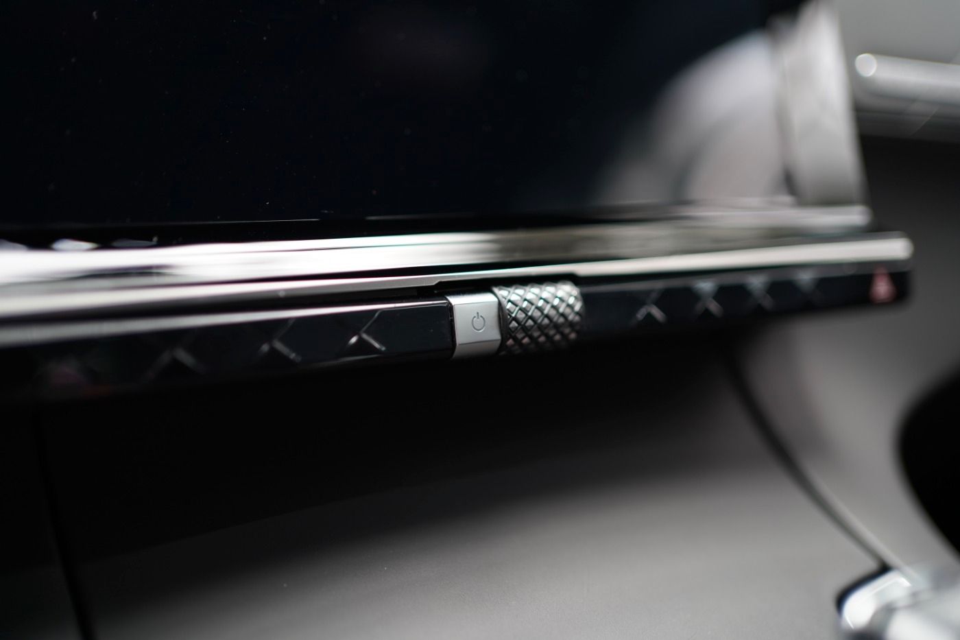 DS Automobiles DS7 Crossback E-Tense 4x4 300 Ligne Noire