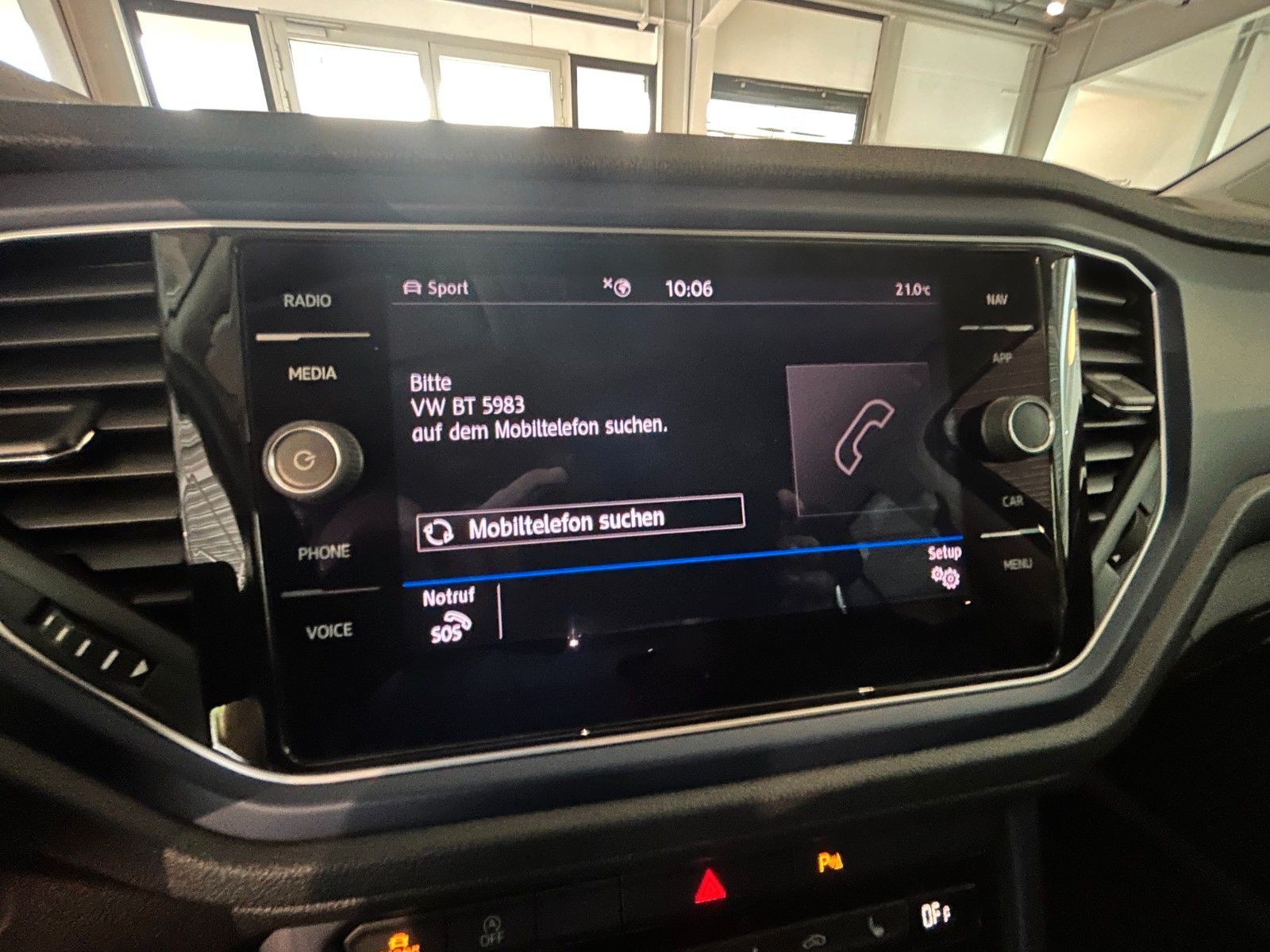 Volkswagen T-ROC 1.5 TSI United - Samsaru's Car Outlet