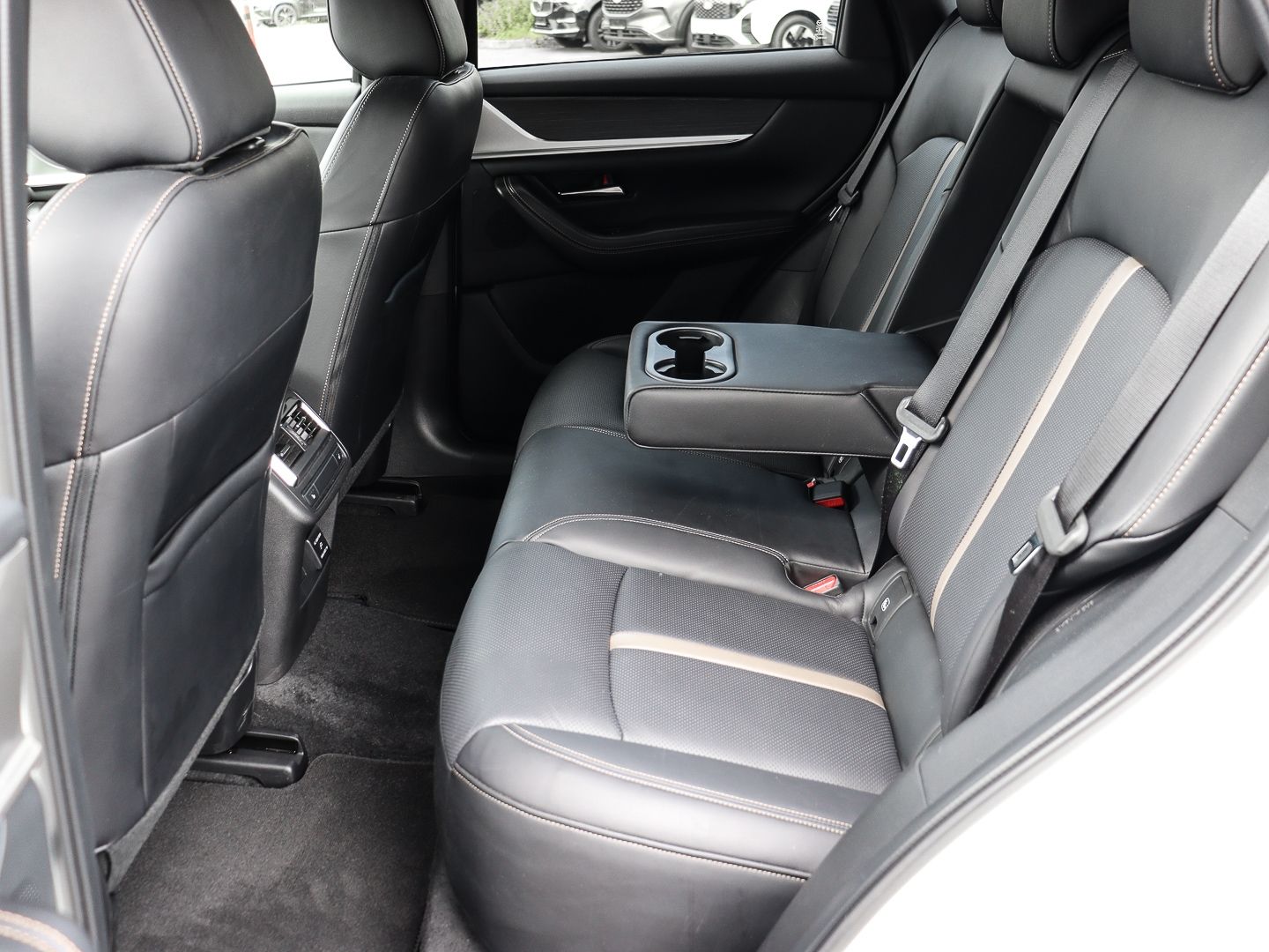 Mazda CX-60 HOMURA 2025 3.3L e-SKYACTIV-D 254PS AWD Co