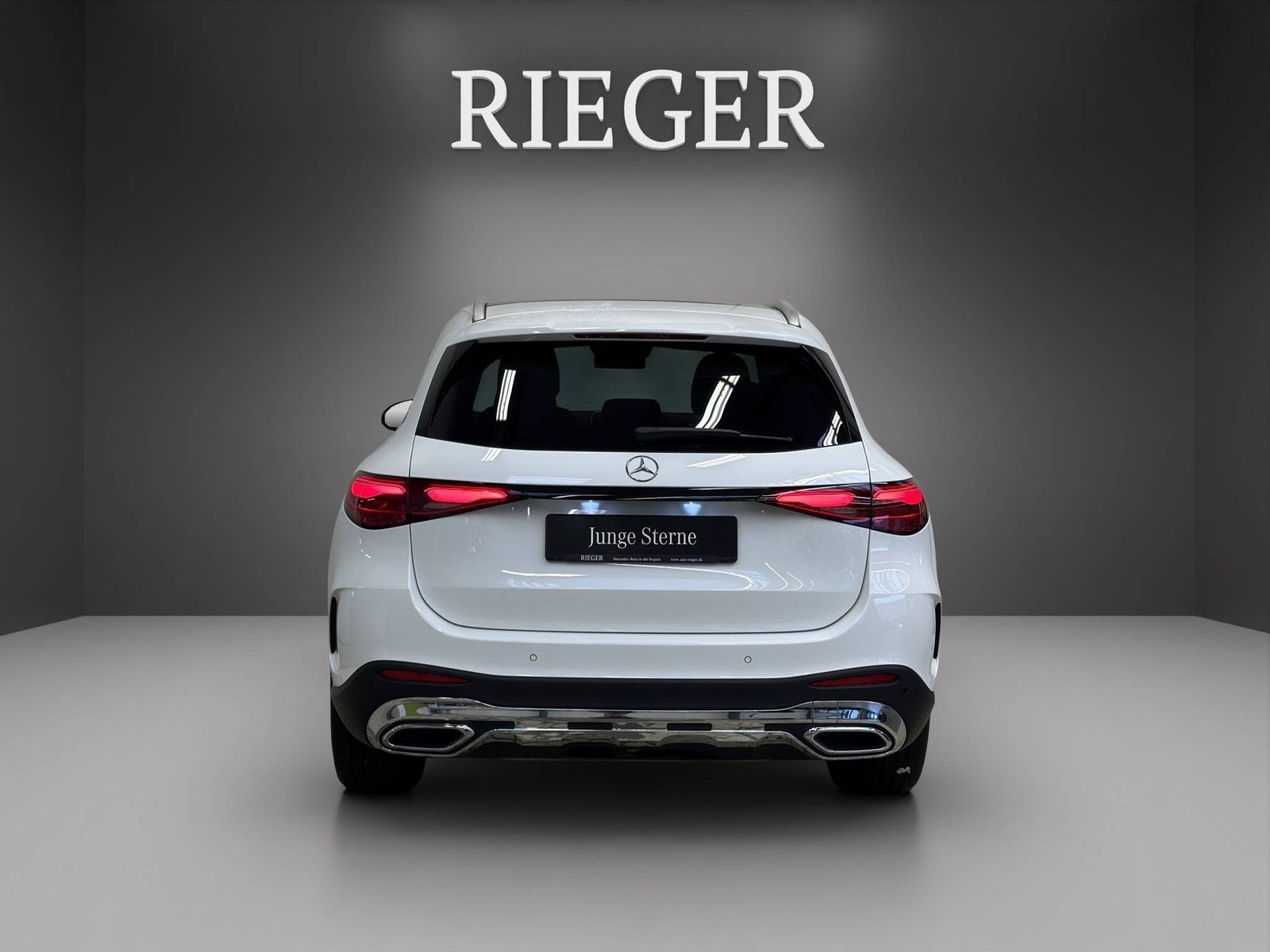 Mercedes-Benz GLC 300 4M AMG-PLUS*PANO-SHD*AHK*20"*360°-Kamera