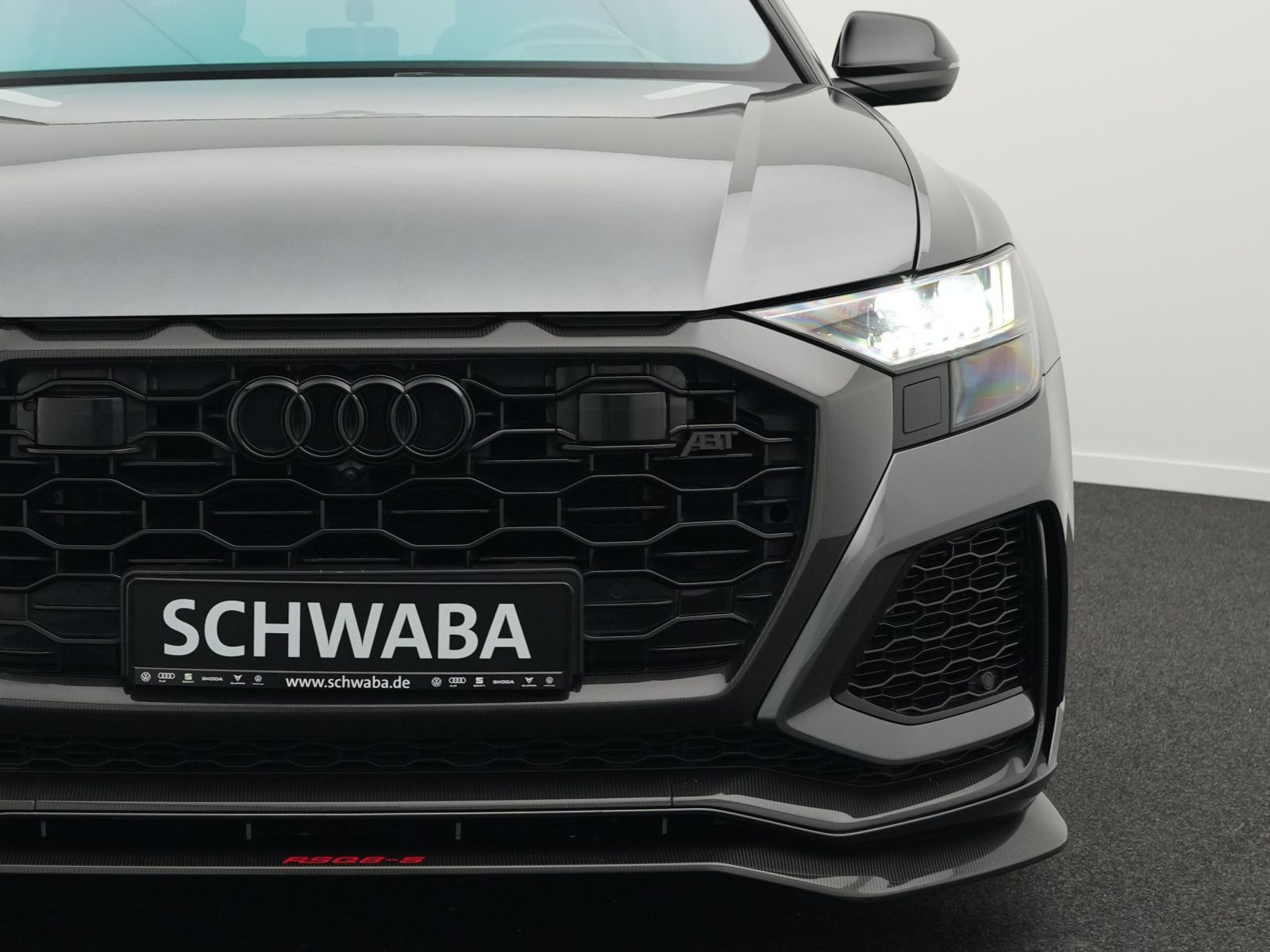 Audi RS Q8 *ABT*700PS*ABT-AGA*315km/h*KERAMIK*B&O*23"