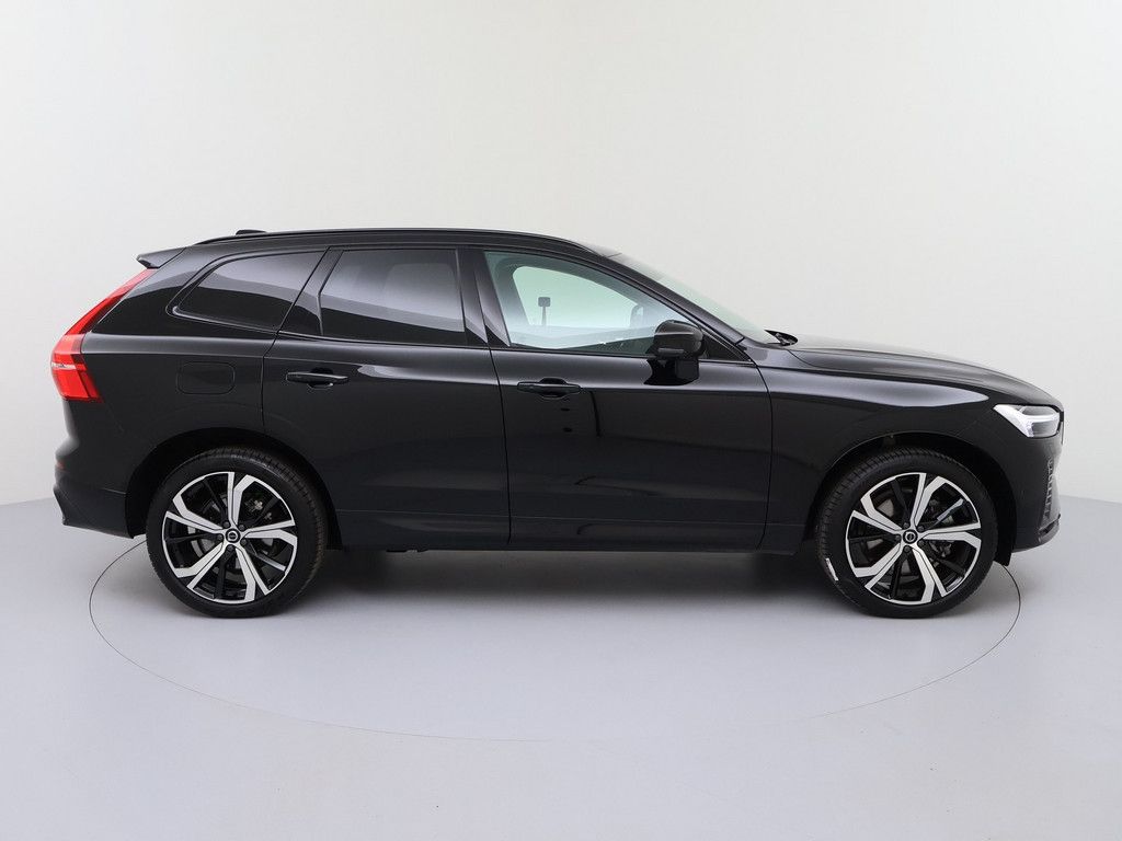 Volvo XC60 B5 AWD Ultra Dark *AHK*21-Zoll*360°*Luft-Fa