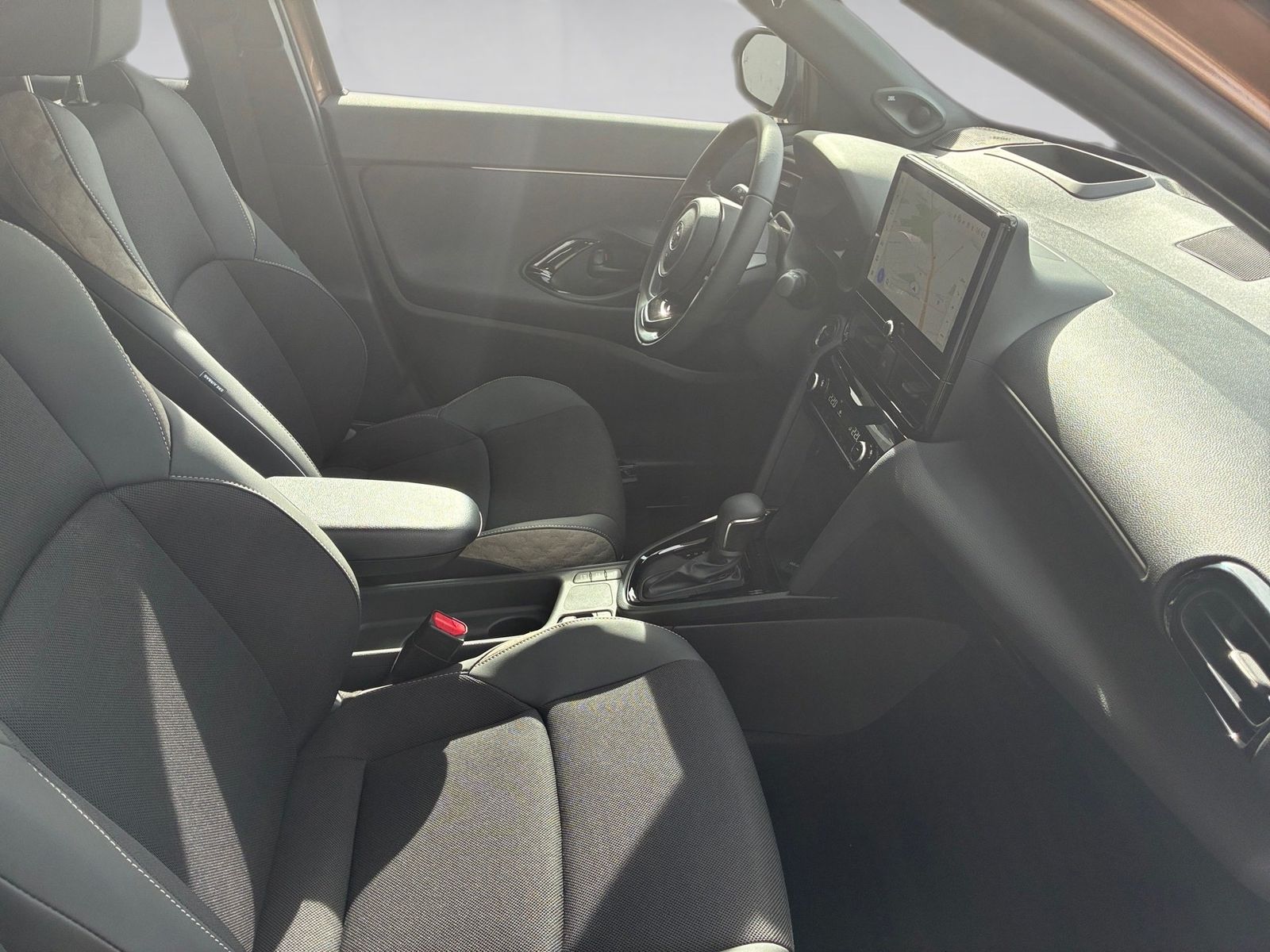 Toyota Yaris Cross Lounge 1.5-l-Hybrid 360,HUD,Kamera