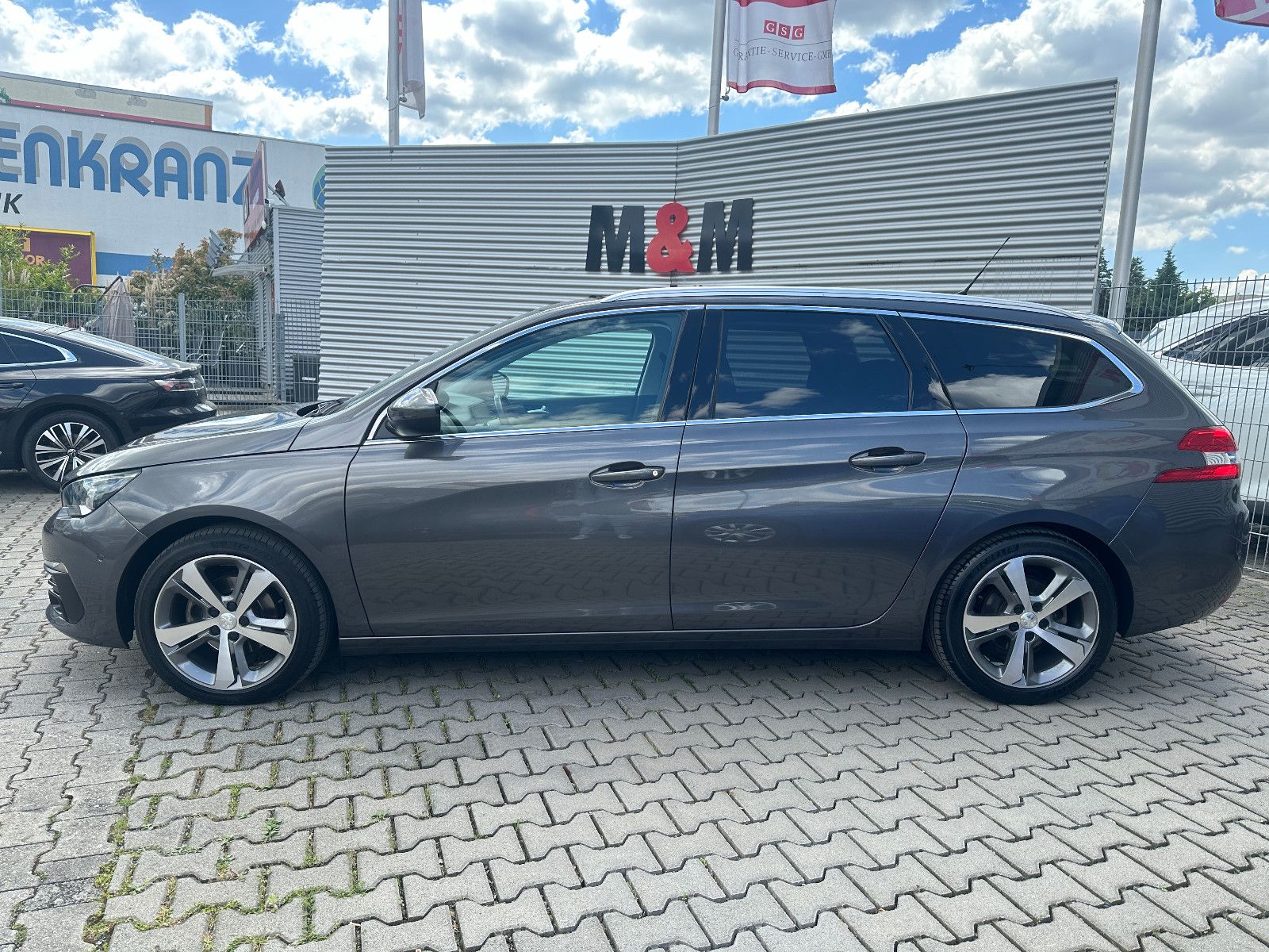 Peugeot 308 SW Allure - Samsaru's Car Outlet