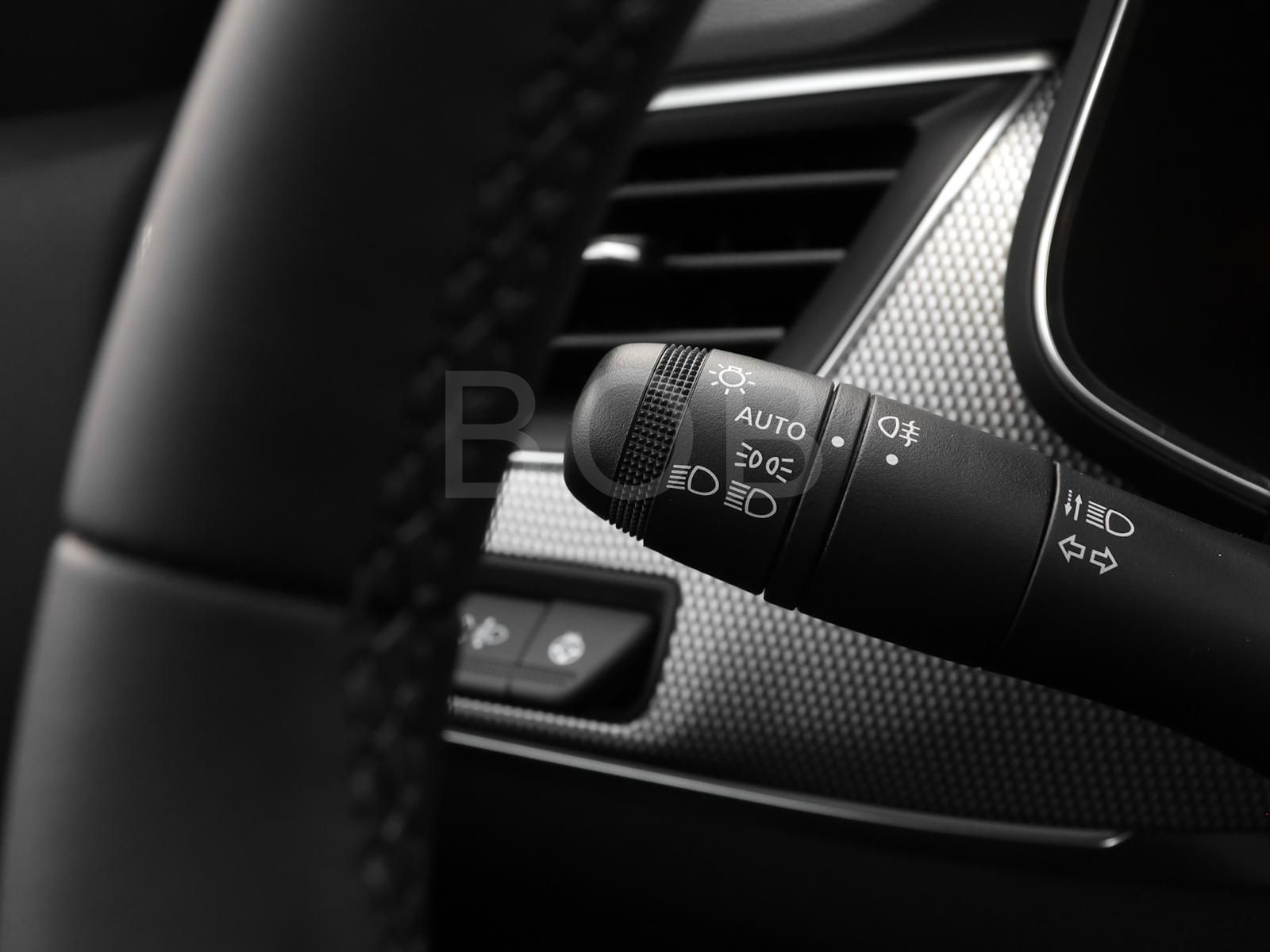 Renault Arkana TECHNO E-Tech Full Hybrid - Samsaru's Car Outlet
