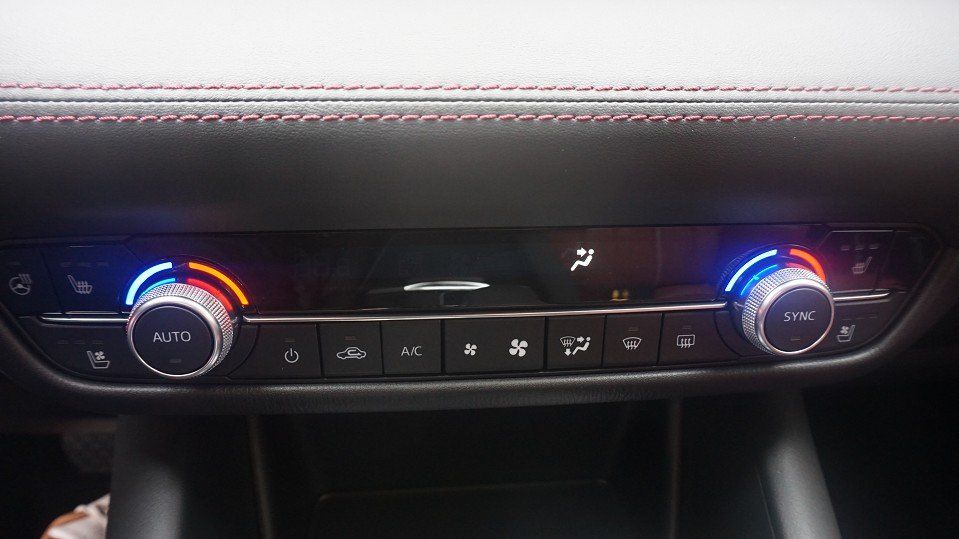 Mazda 6 2.5L SKYACTIV G 194 FWD 6AG FWD HOMURA SUNR Ho