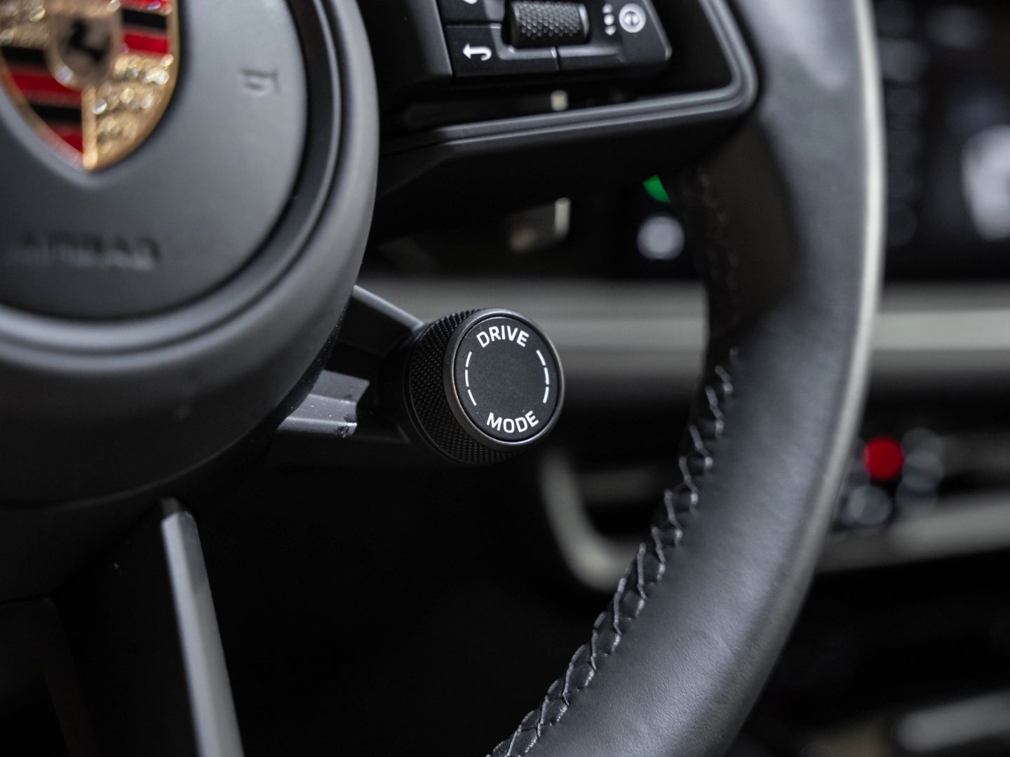Porsche Cayenne S BOSE Standheizung Surround View PASM