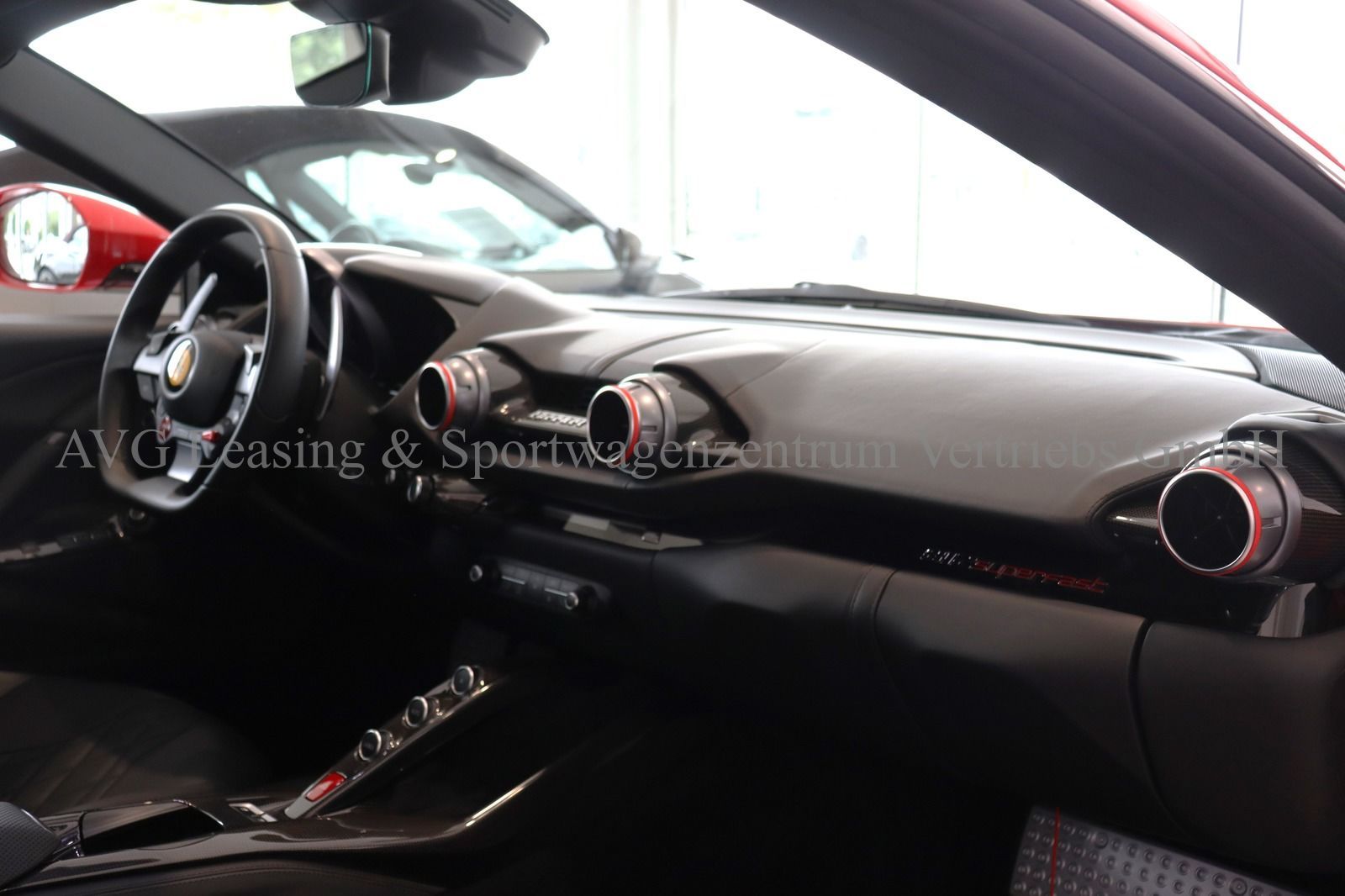 Ferrari 812 Superfast - Samsaru's Car Outlet