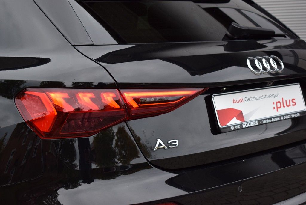 Audi A3 Sportback 45 TFSI e S-tr. *S-line*Matrix*HuD*