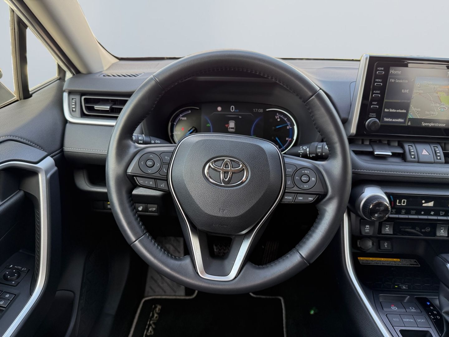 Toyota RAV 4 2.5 4x2 Hybrid - Samsaru's Car Outlet