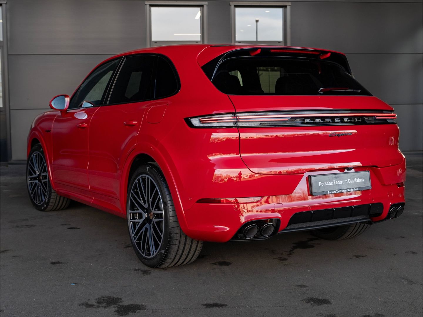 Porsche Cayenne E-Hybrid InnoDrive HD-Matrix BOSE Sporta