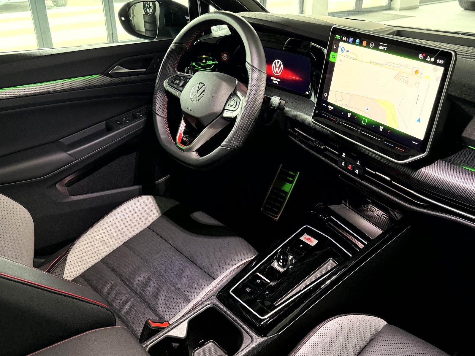 Volkswagen Golf GTI 2.0 TSI*BlackStyle*Pano*IQ*H&K*DCC*HUD*