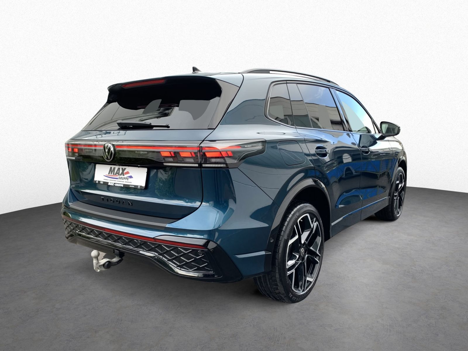 Volkswagen Tiguan 1.5 eHYBRID R LINE IQ.LIGHT+AHK+PANO+ACC