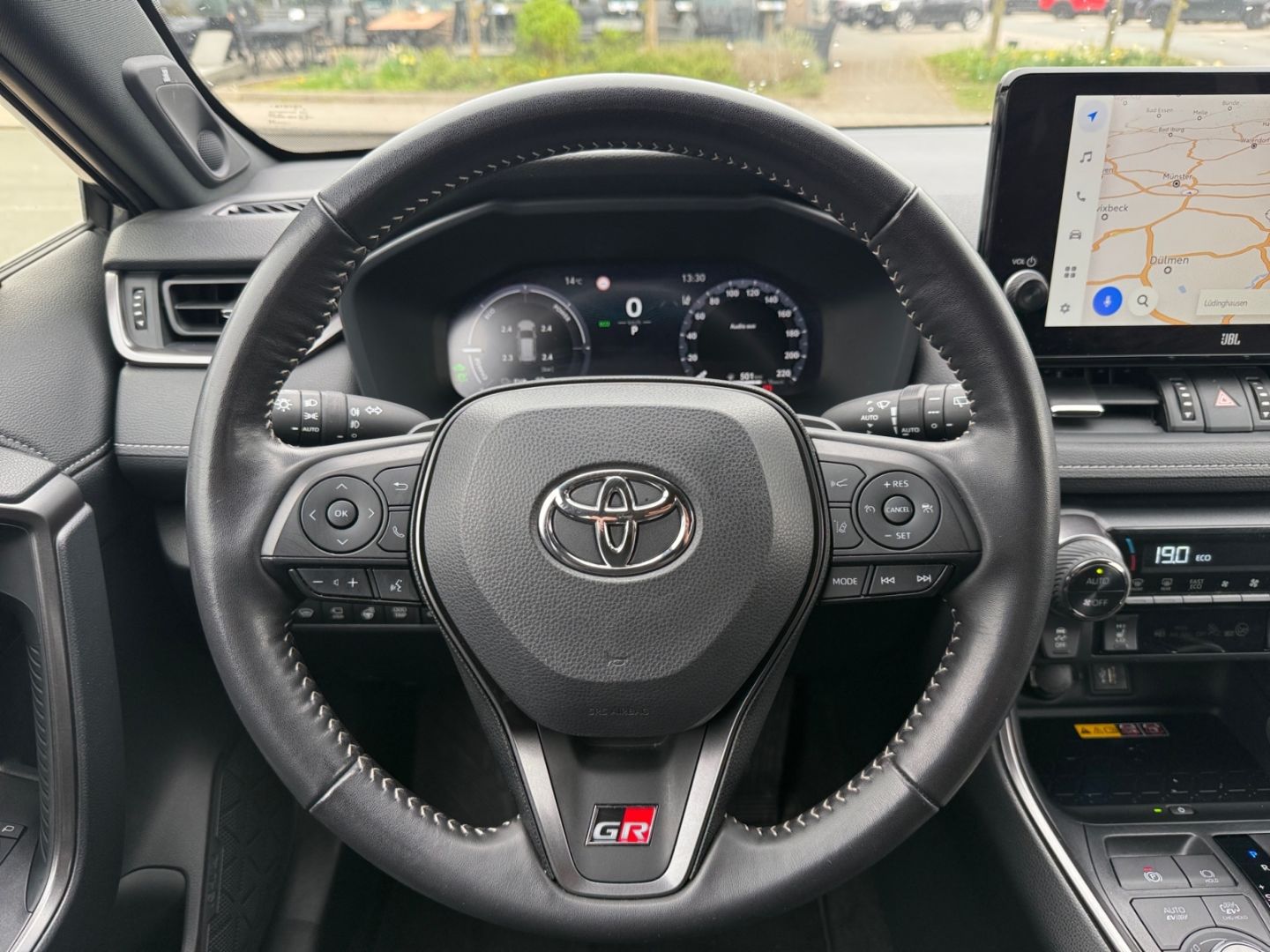 Toyota RAV 4 Plug-in-Hybrid GR SPORT - Samsaru's Car Outlet