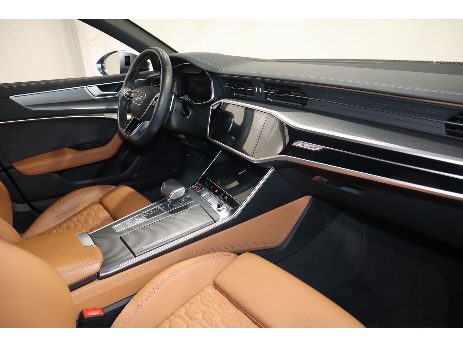 Audi RS 6 Avant 4.0 TFSI quattro B&O*LED*AHK *