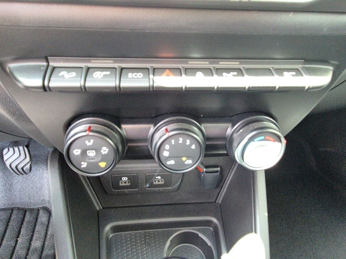 Dacia Duster Expression Blue dCi 115 4x4 - Samsaru's Car Outlet