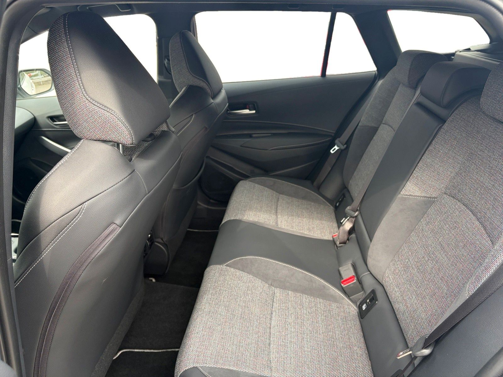 Toyota Corolla TS Hybrid Teamplayer *Technik-Paket