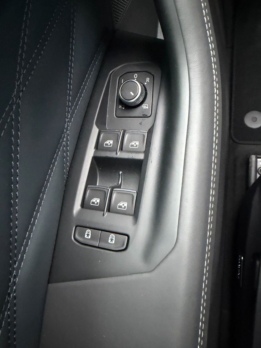 Volkswagen Touareg 3.0 TDI 210 kW 4Motion R-Line/VOLL