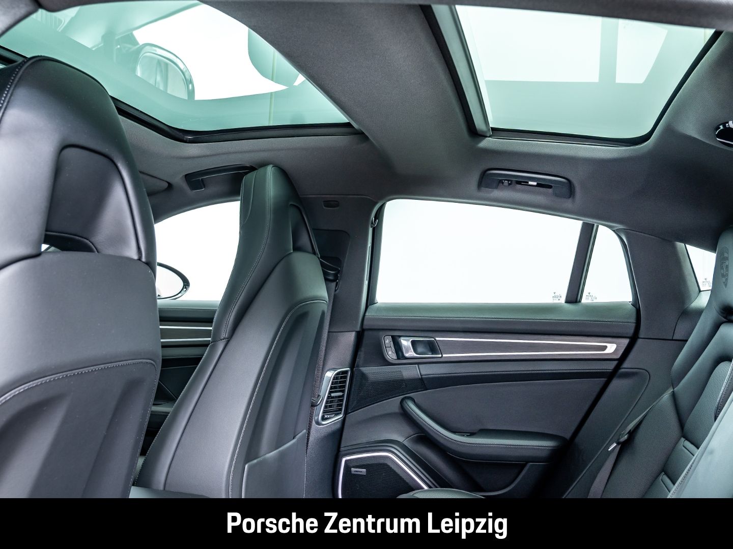 Porsche Panamera 4S E-Hybrid InnoDrive Sitzklima Sportab