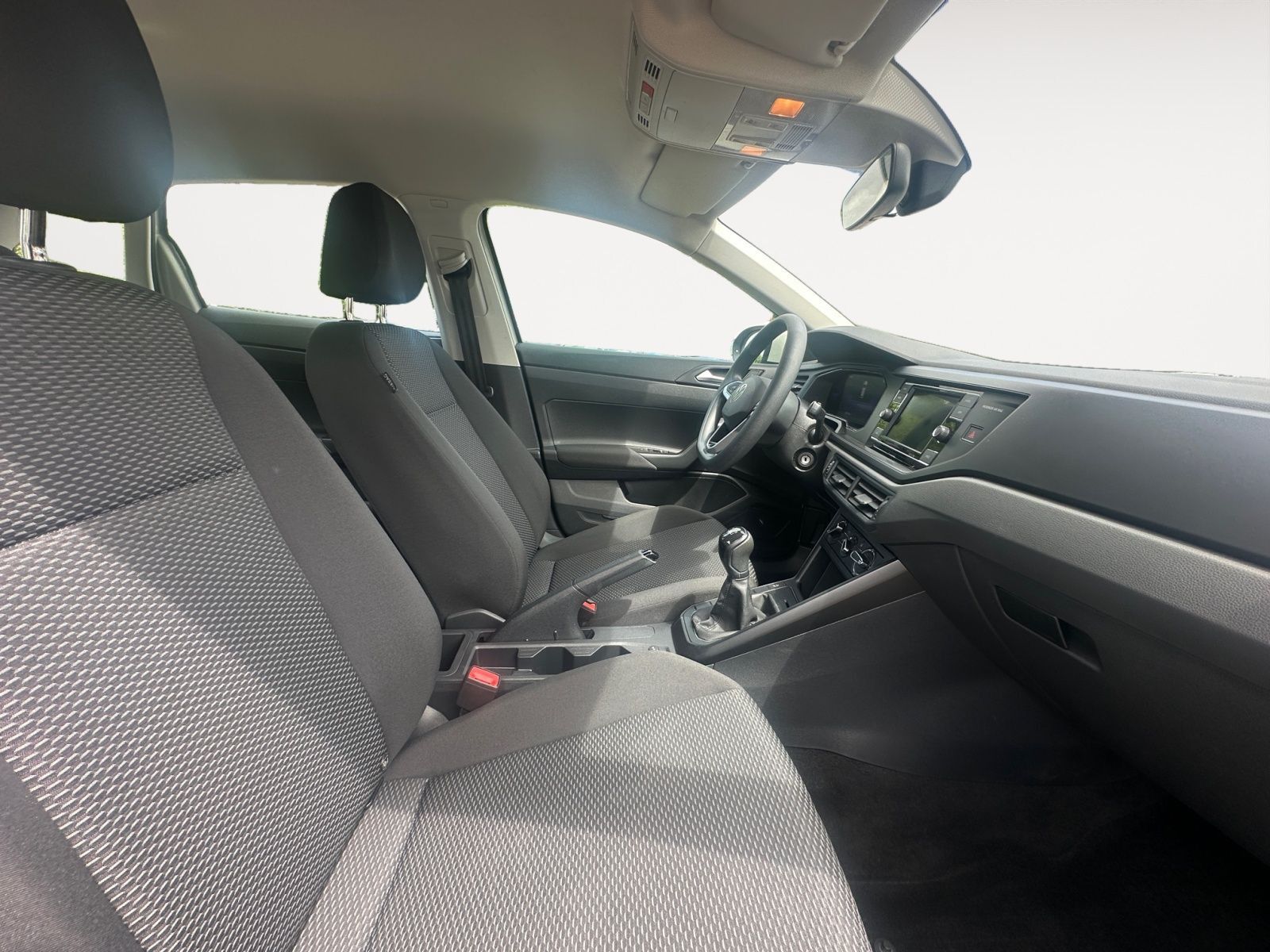 Volkswagen Taigo 1.0 TSI - Samsaru's Car Outlet