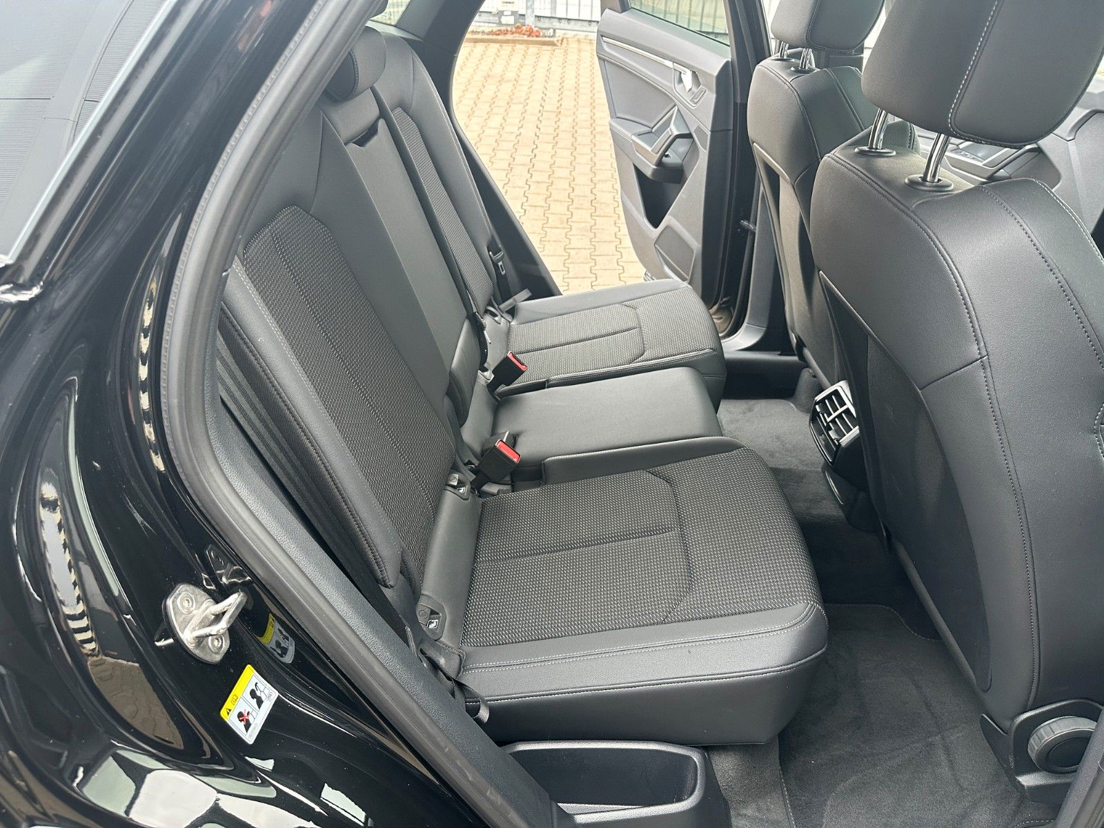Audi Q3 Sportback 35 TDI quattro S line - Samsaru's Car Outlet