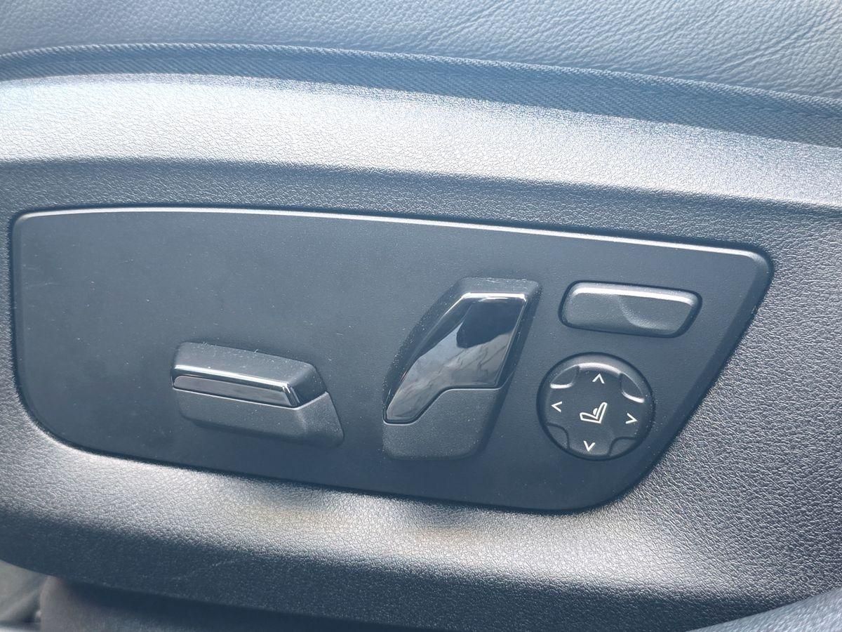 BMW 530 d M-Sport LASER H-UP LEDER AHK 4Z-KLIMA ACC