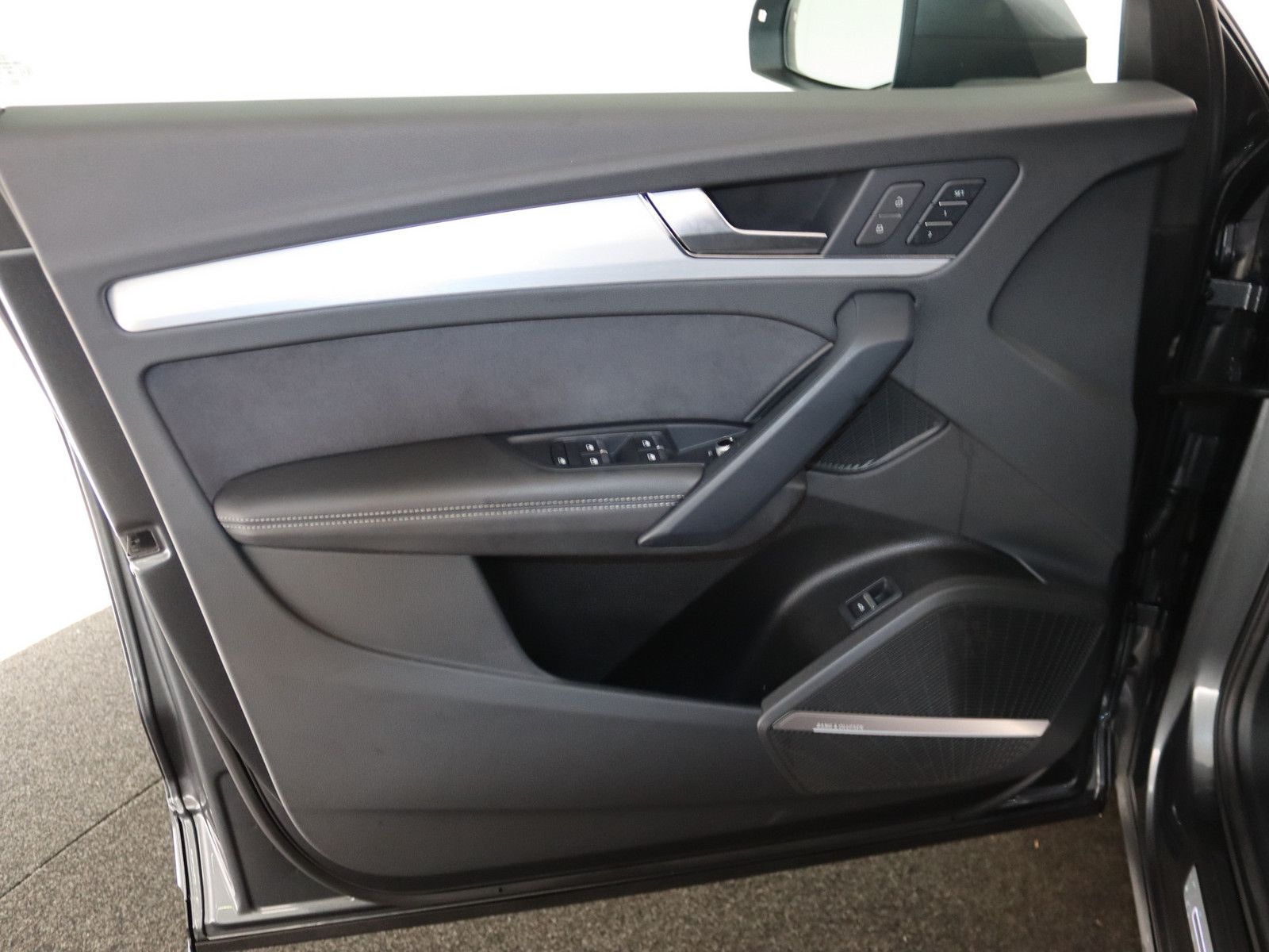 Audi Q5 50 TDI quattro S line AHK PANO 360° STANDHZ