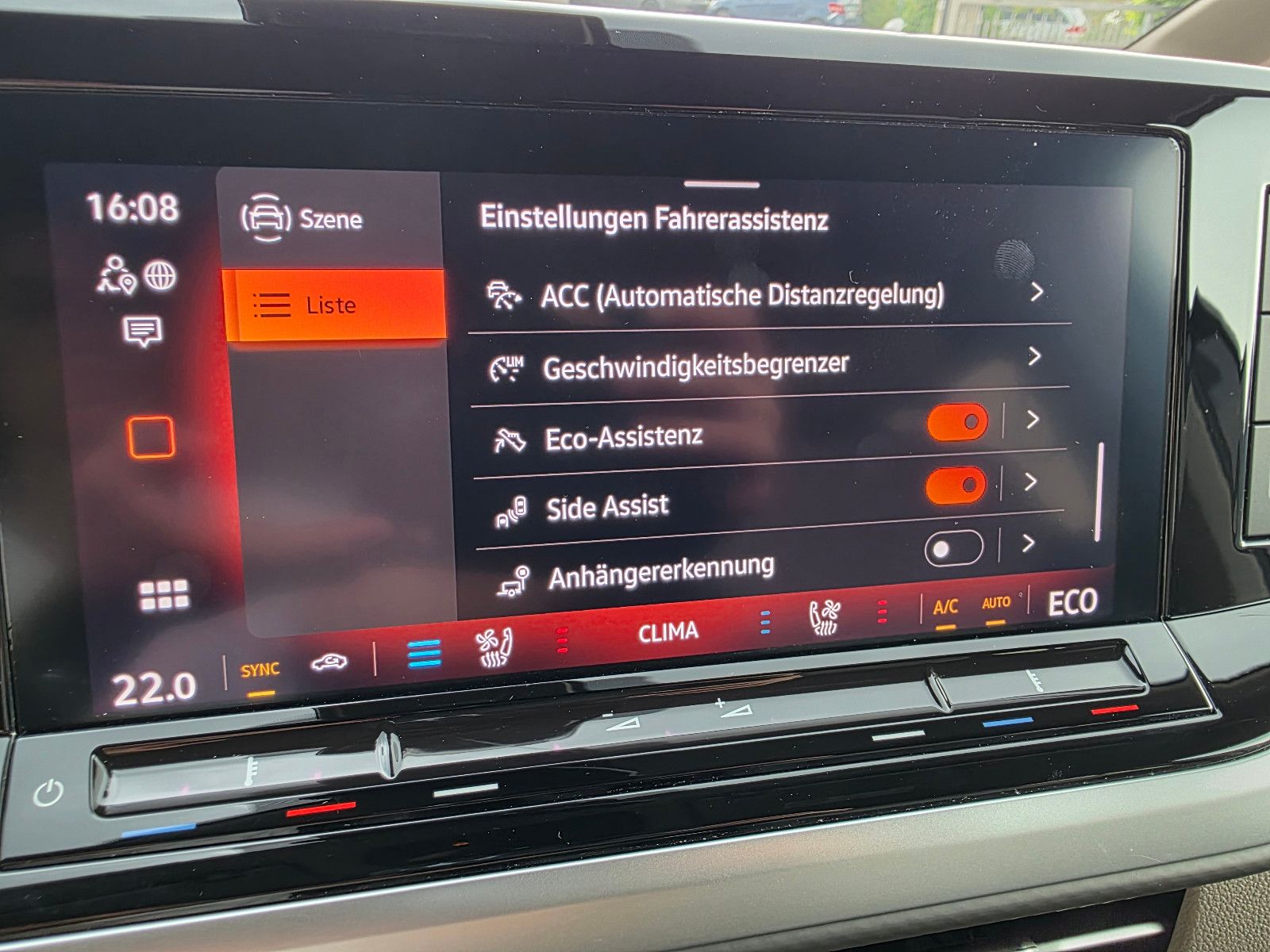Volkswagen Multivan Style eHybrid 4M AHK Sitzbelüf NP:103T€