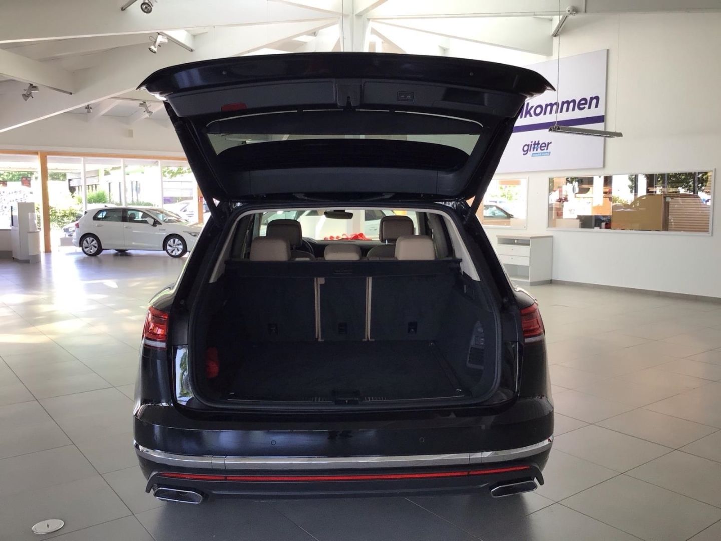 Volkswagen Touareg Atmosphere 4M INNOV LUFT LED LEDER TRAVE