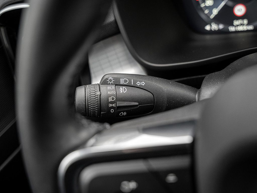Volvo XC40 T4 Recharge Inscription Expression