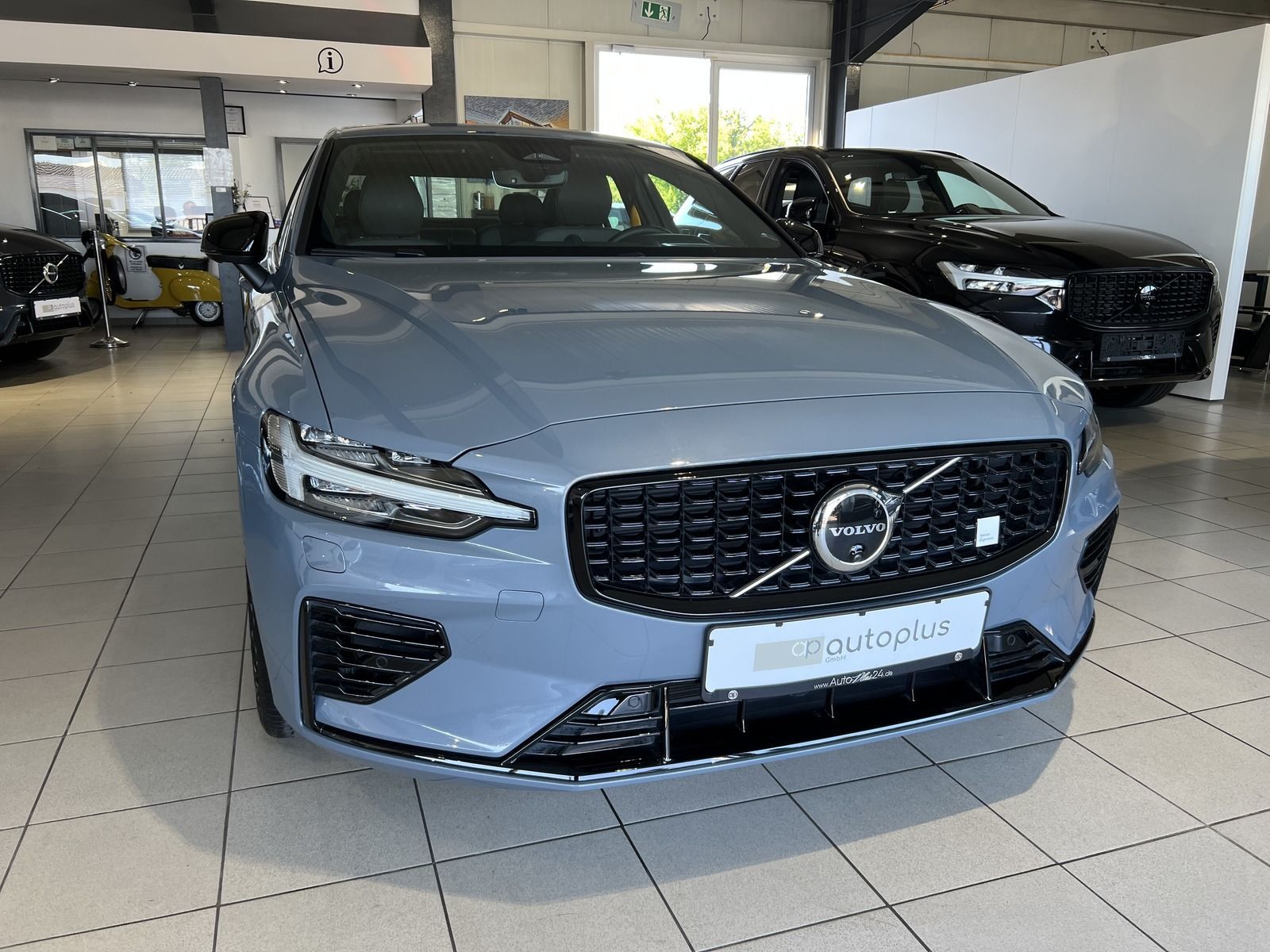 Volvo S60 T8 Polestar Engineered Recharge AWD B&W 360°