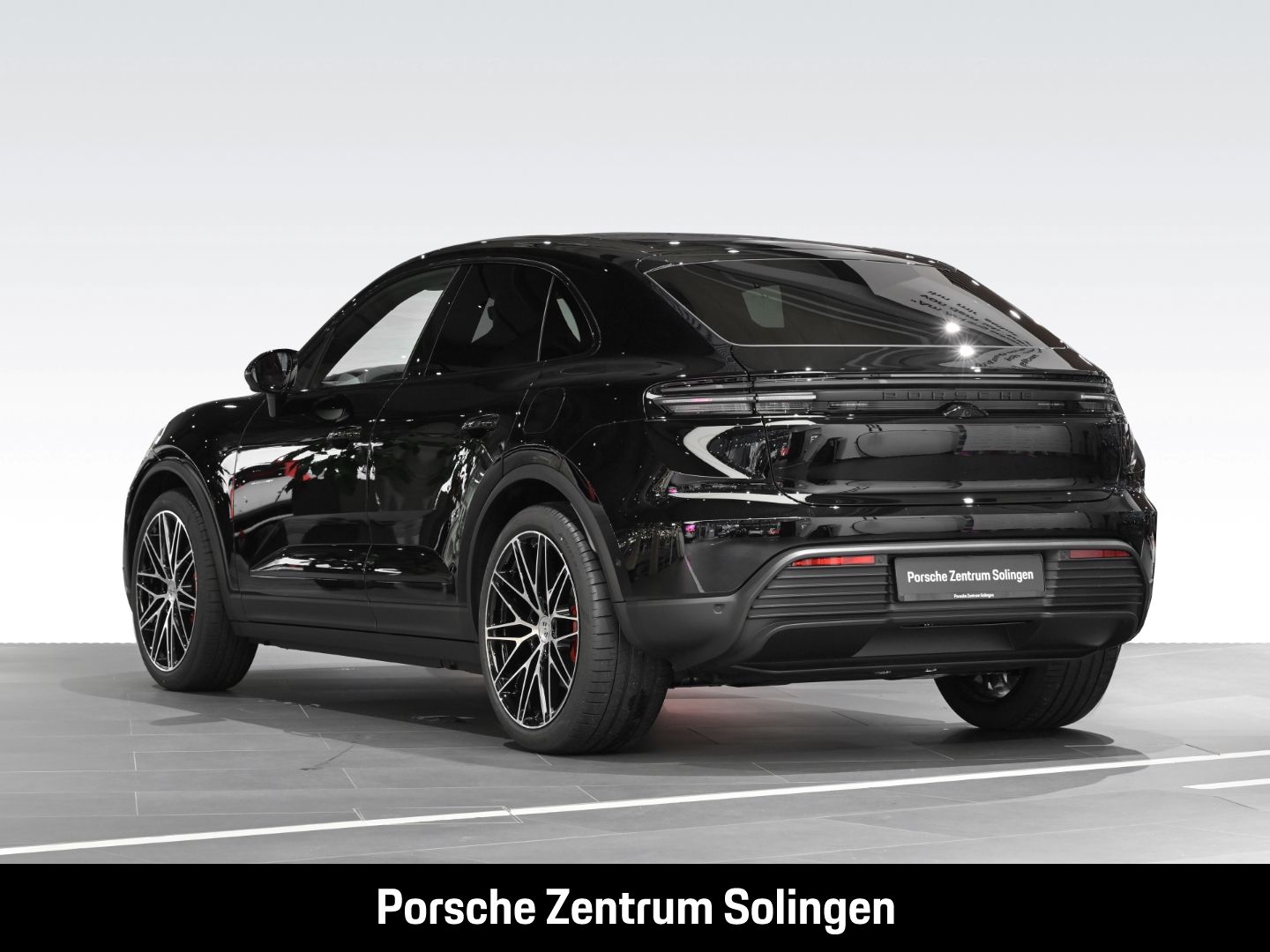 Porsche Macan 4S Matrix Panoramadach Hinterachslenkung 2