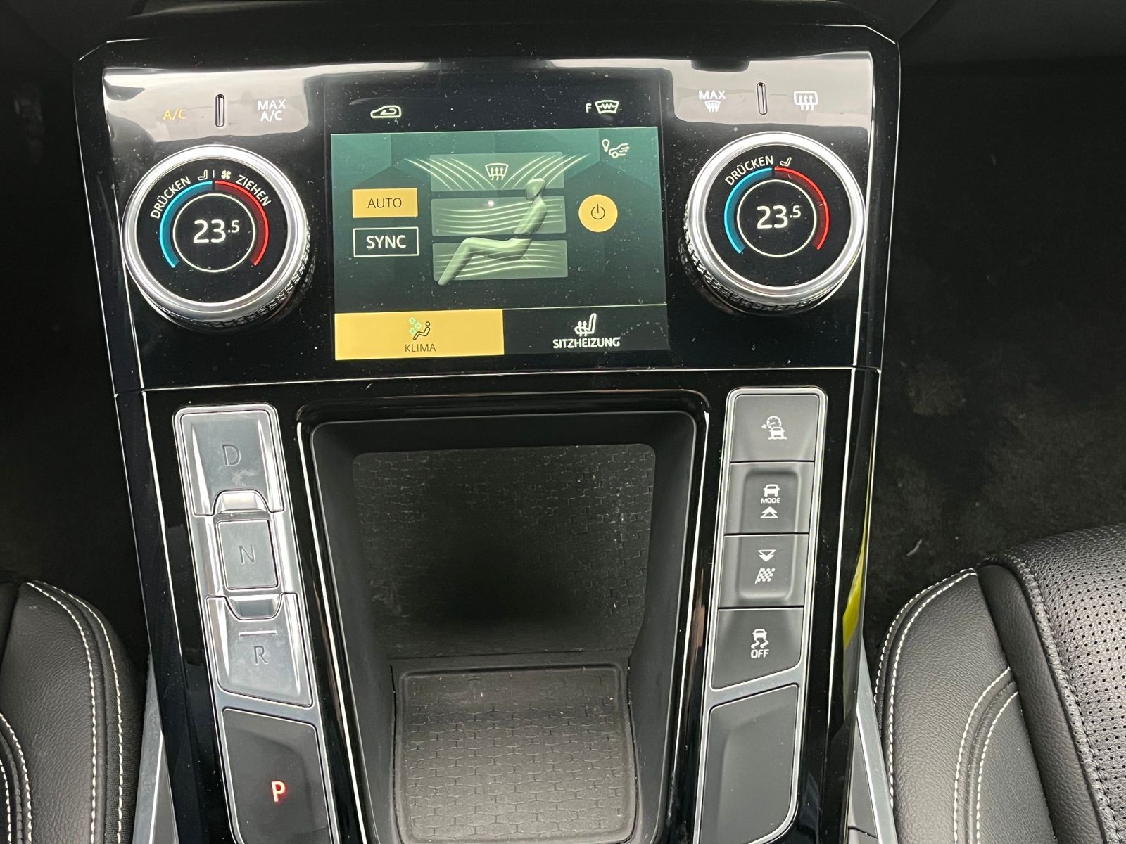 Jaguar I-Pace EV320 SE - LED+SHZ+RFK+LEDER+TEMP+MERIDIA