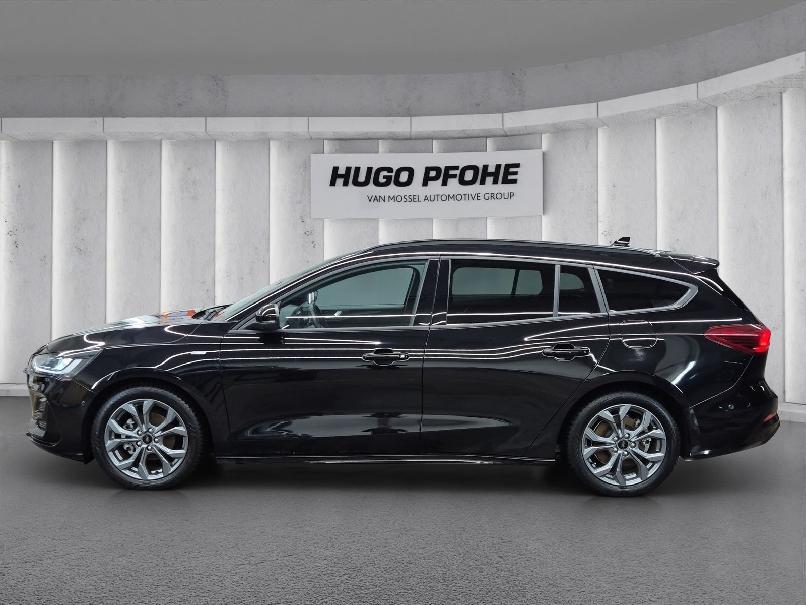 Ford Focus ST-Line X Turnier Aut.*AHK*ACC*HUD*KAM*NAV