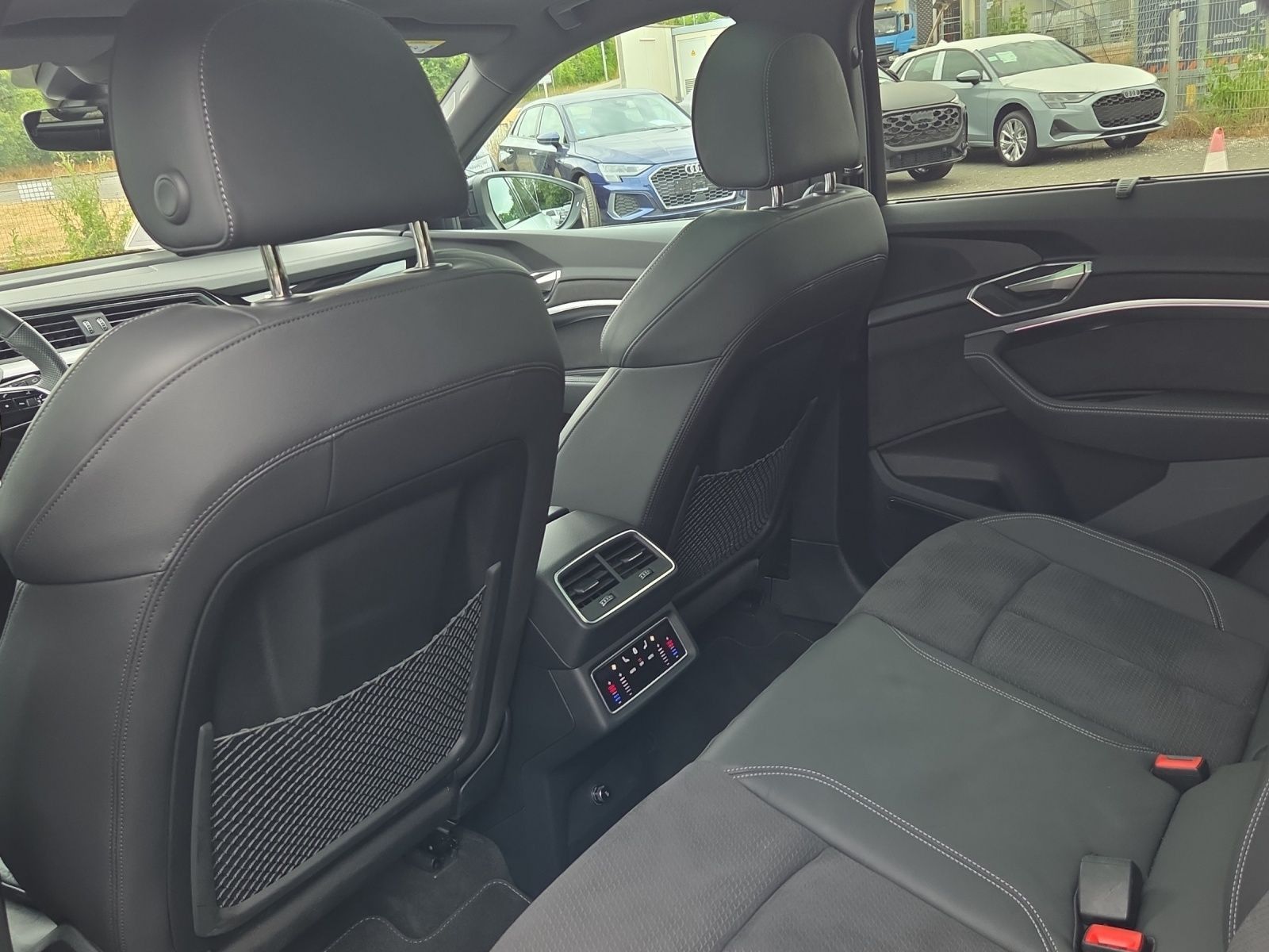 Audi Q8 e-tron 50 qu S line*Navi*Matrix*HUD*AHK*B&O*P