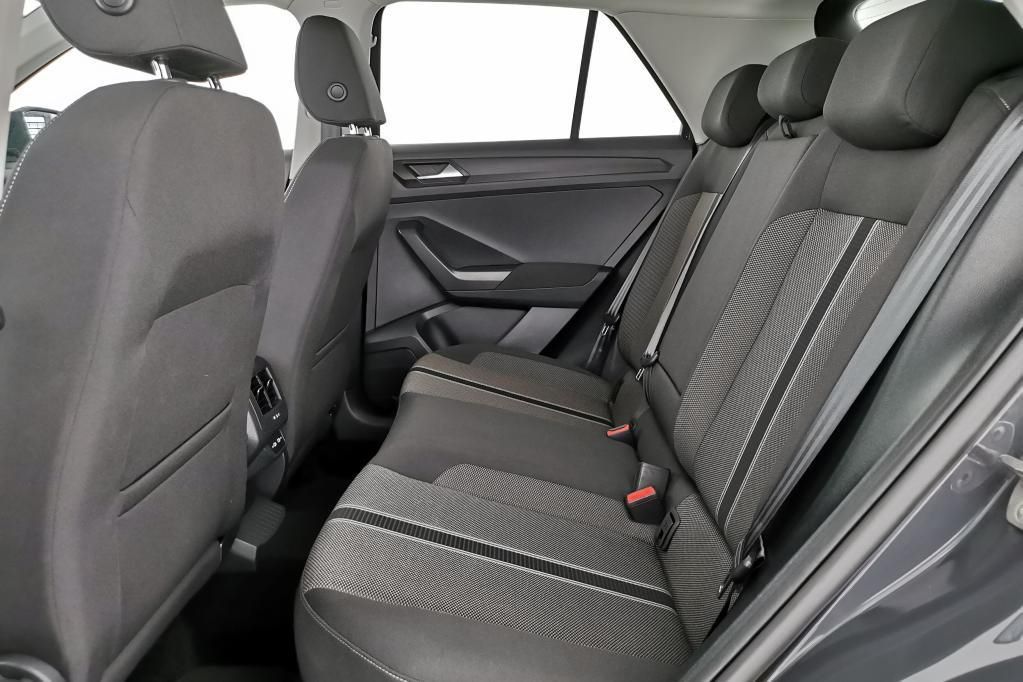 Volkswagen T-Roc Style 1.5 TSI DSG - Samsaru's Car Outlet