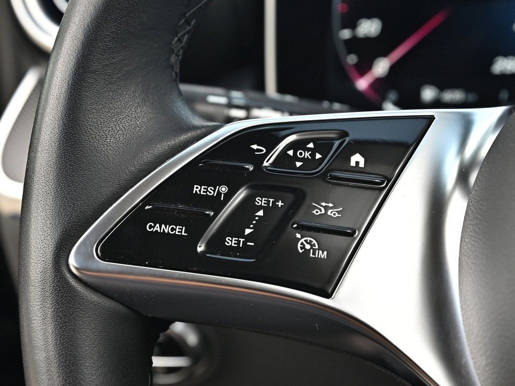 Mercedes-Benz GLC 300 de 4M Avantgarde Advanced Plus - Samsaru's Car Outlet